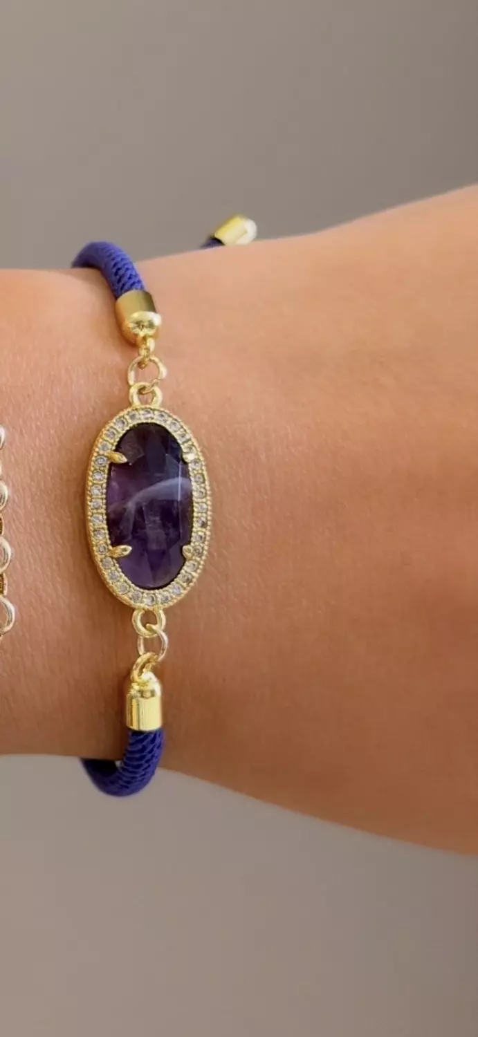 Violet Drama Set hover image