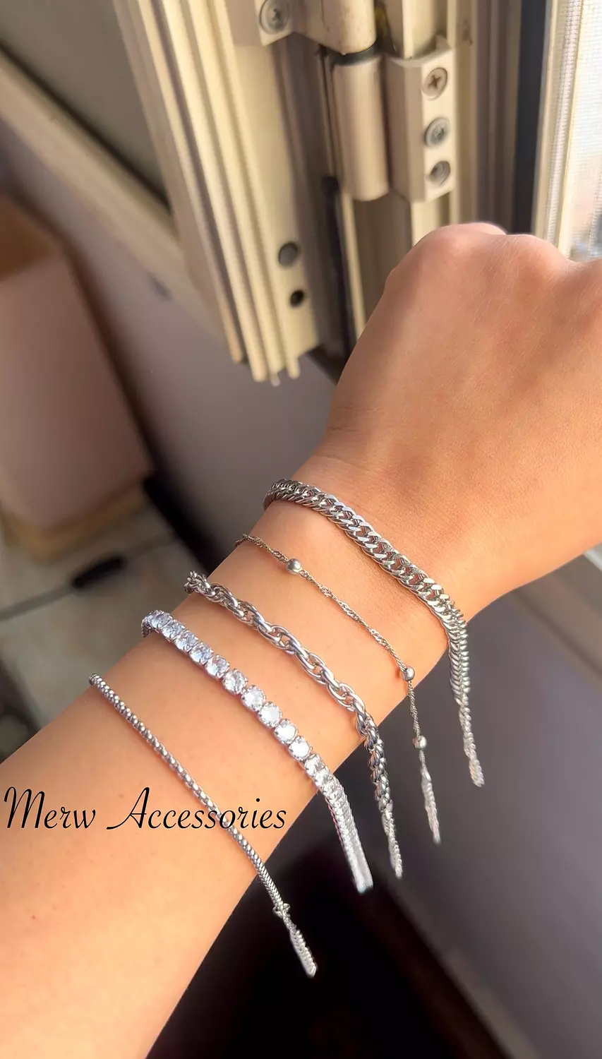 Unique silver set image