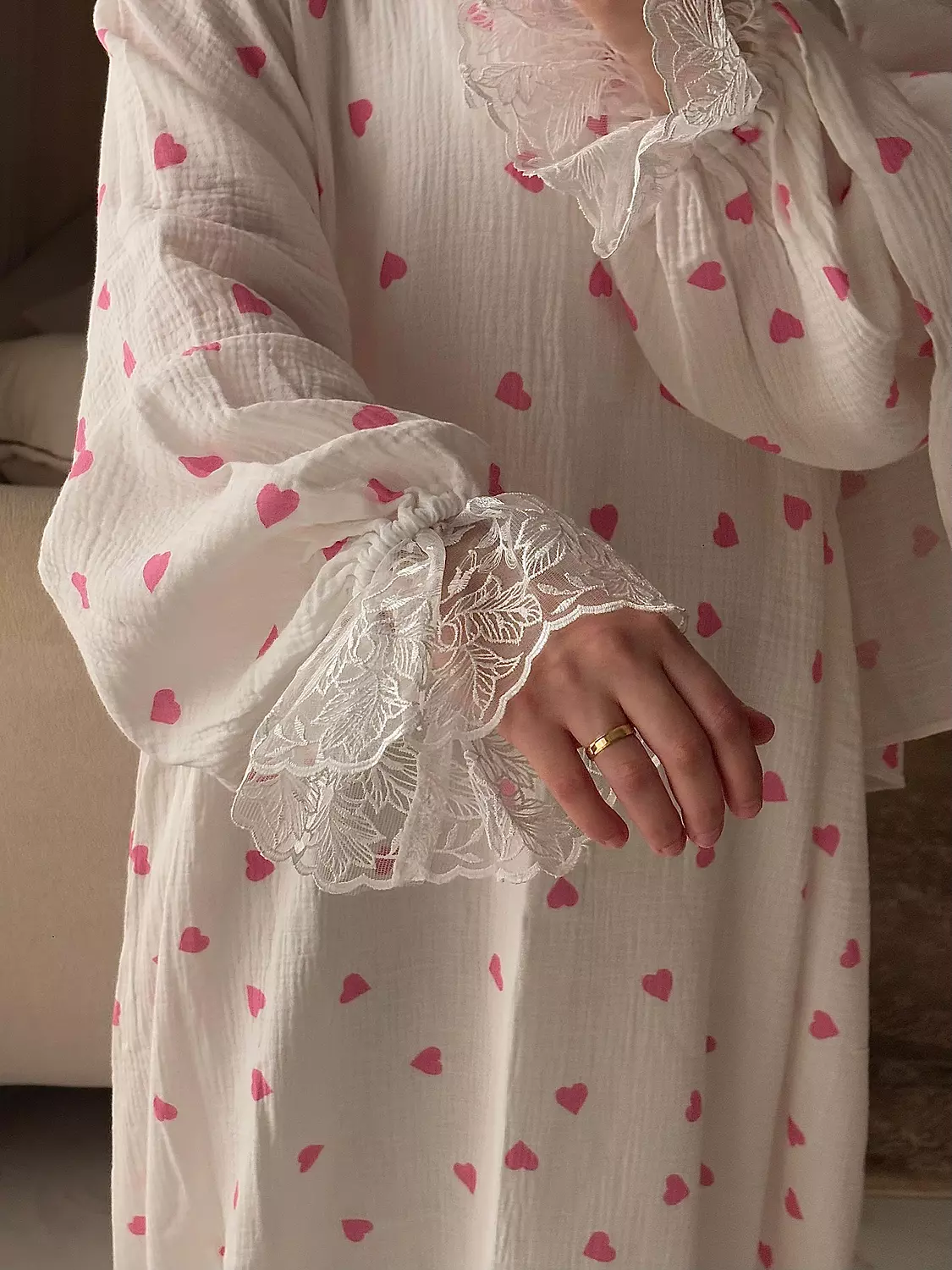 Ghazal Isdal ( pink)  1