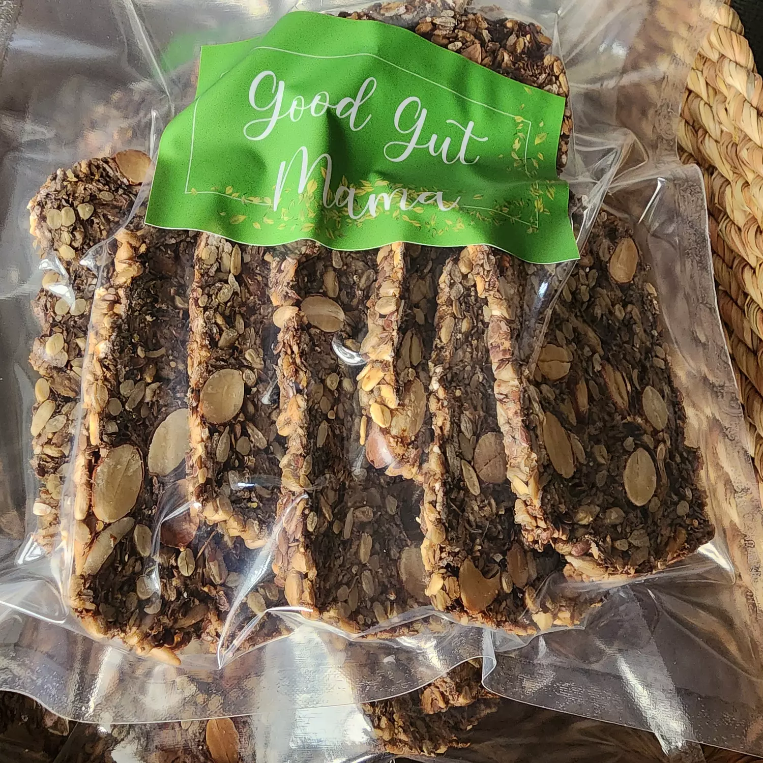 Good Gut Mama Nourish Me Crackers 3
