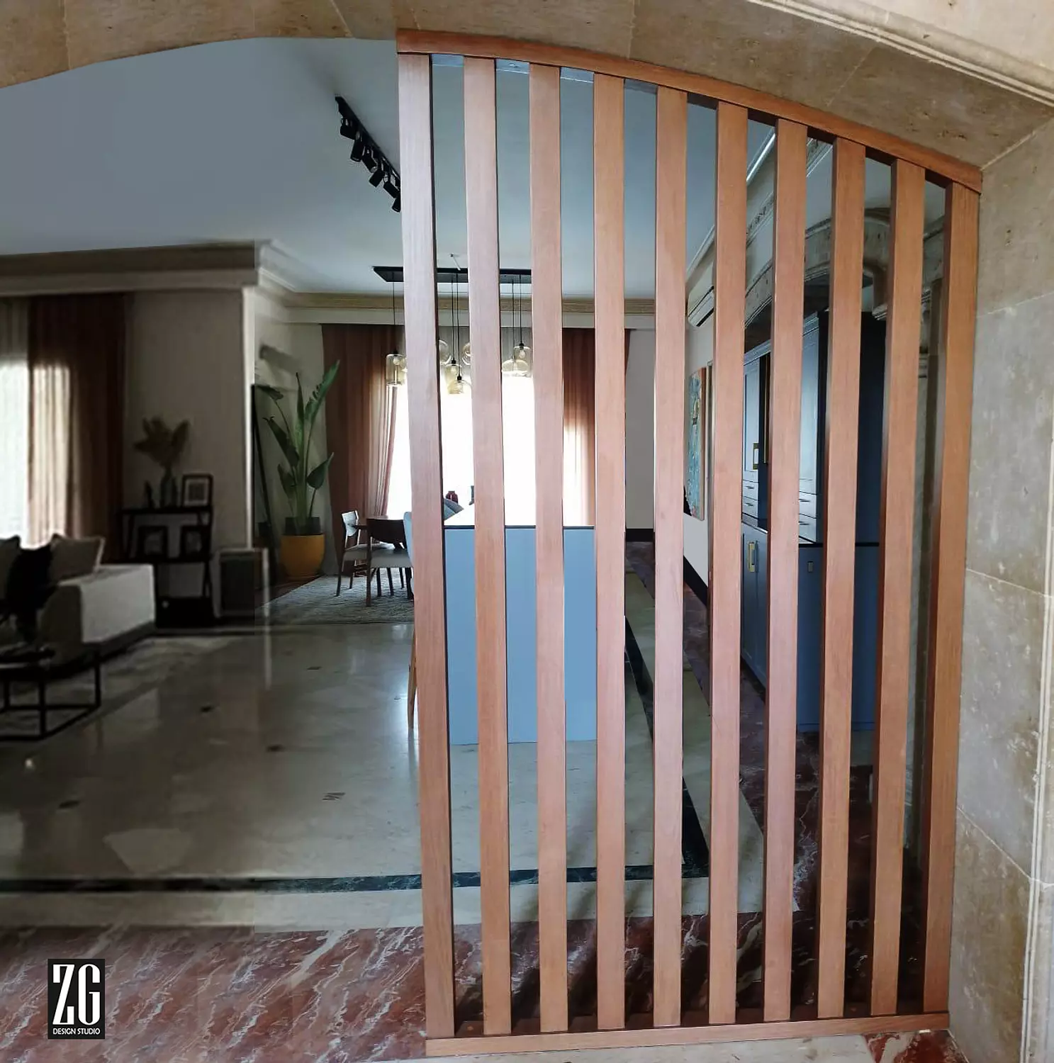 STRIP WOODEN PARTITION  2