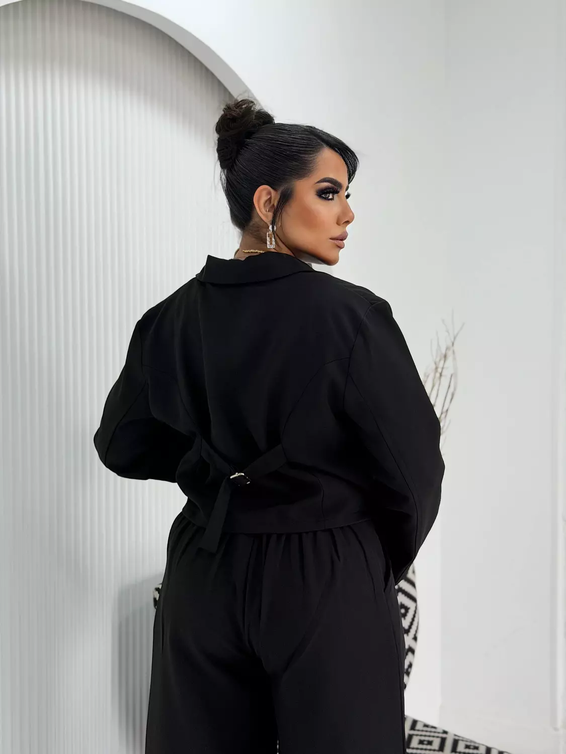 Élan Wrap Set In Black hover image