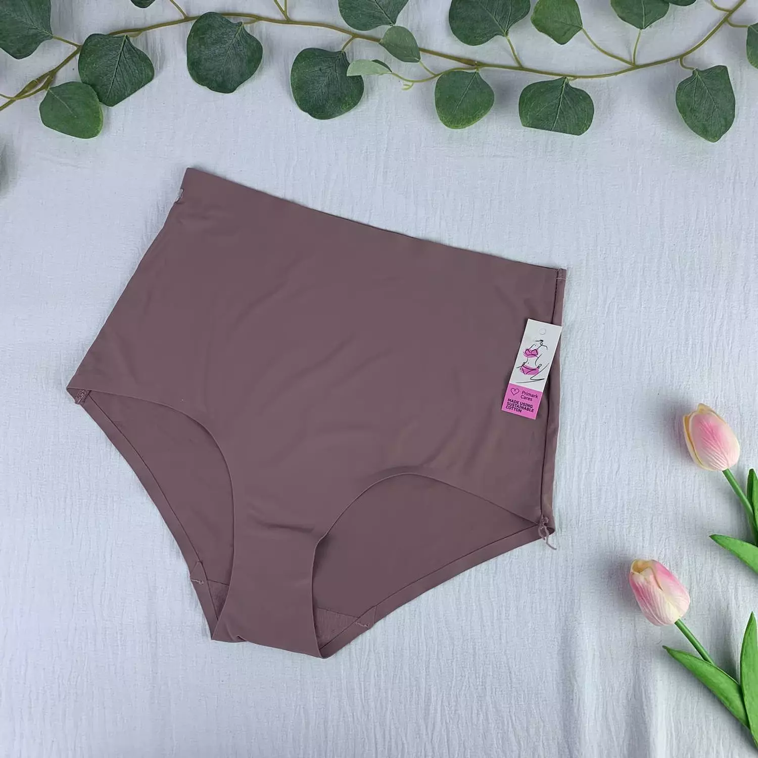 Lace lingerie panty from primark   Size Small image