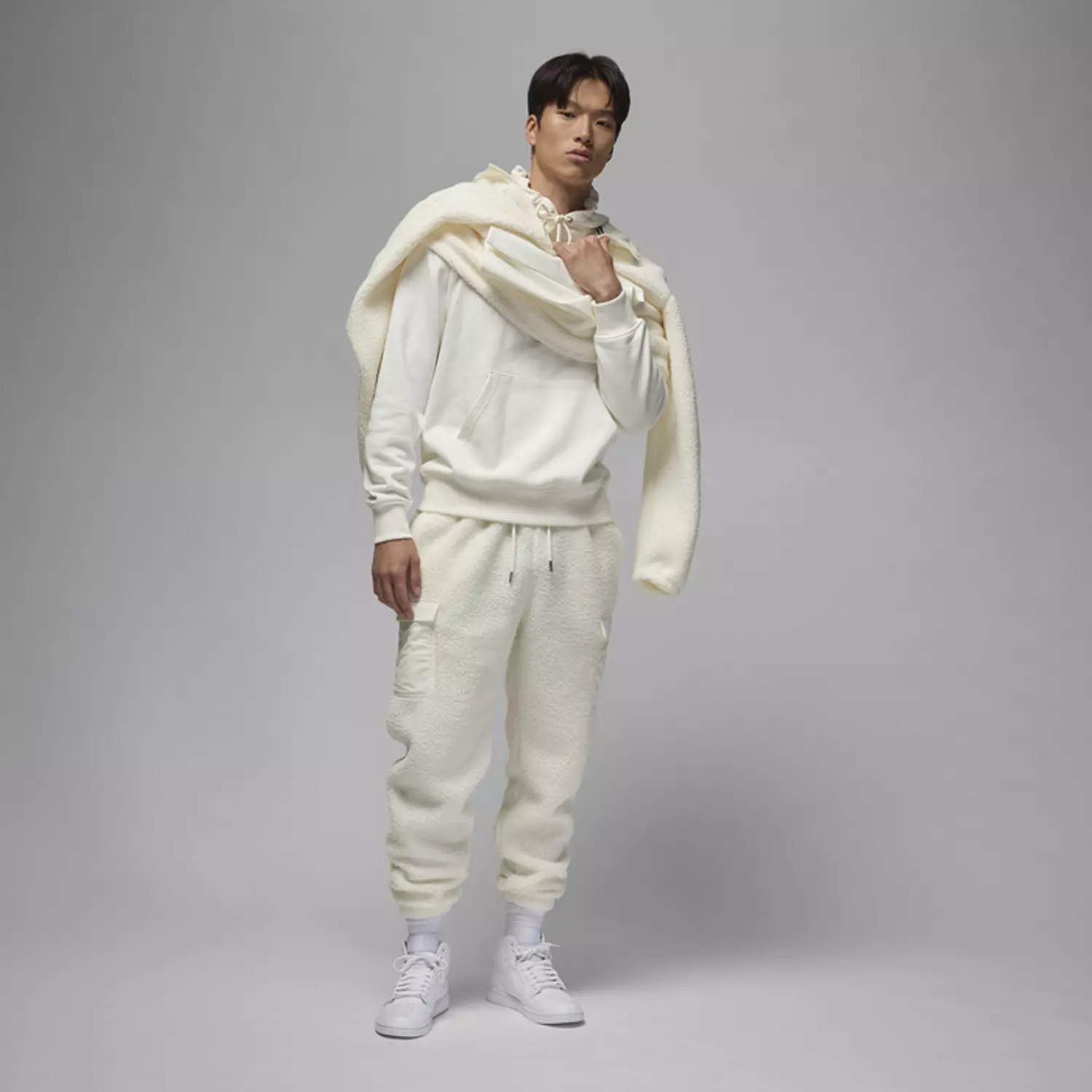 Air Jordan 1 MID SE 6