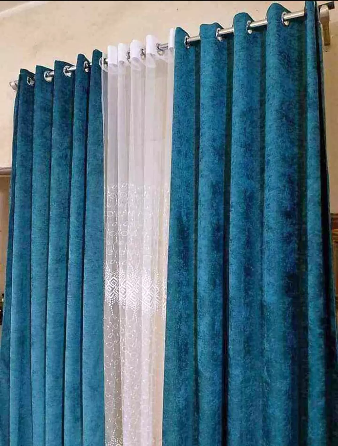 ستاره قطيفه بالحلقات تركواز image