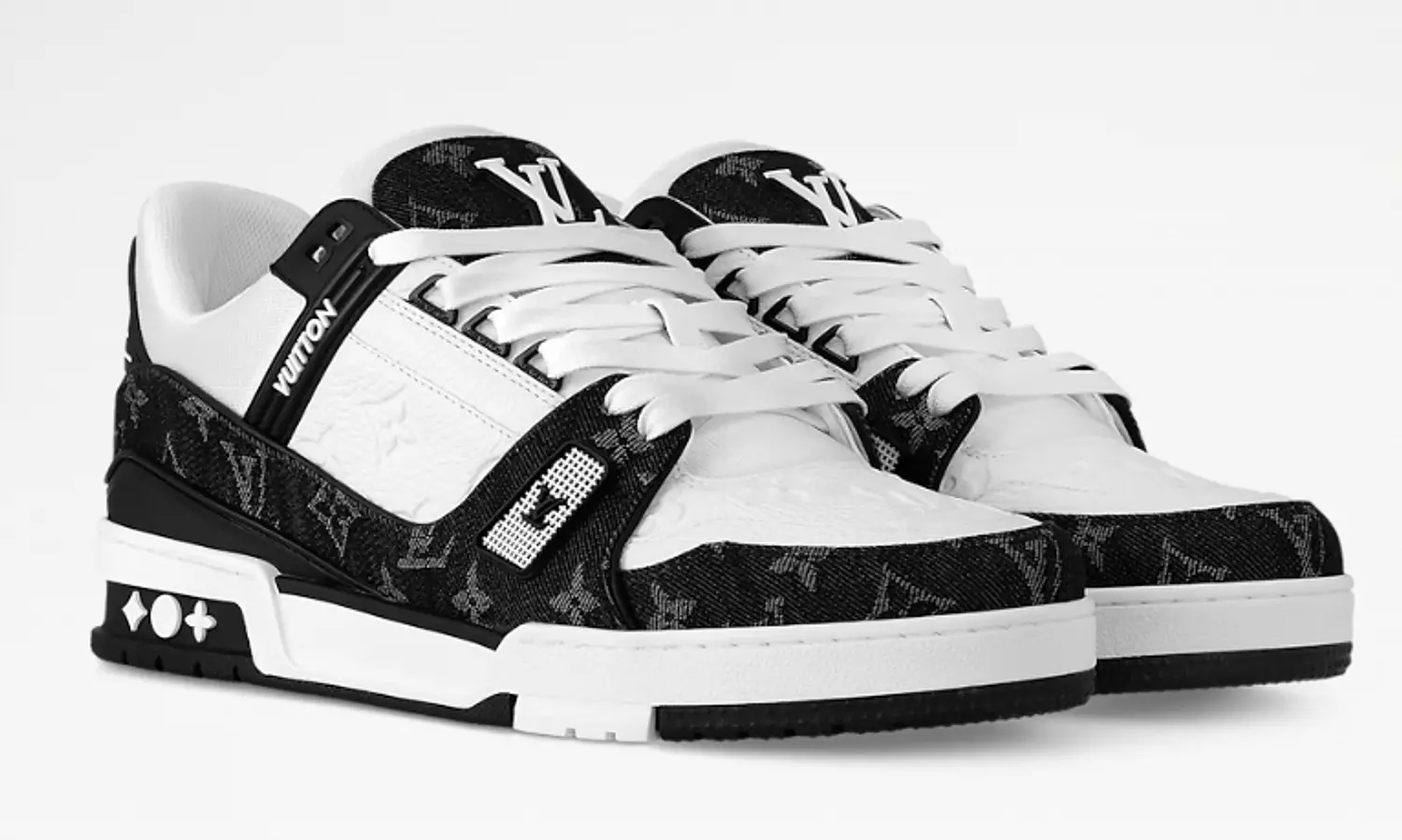 Louis Vuitton Trainer white &Black  1