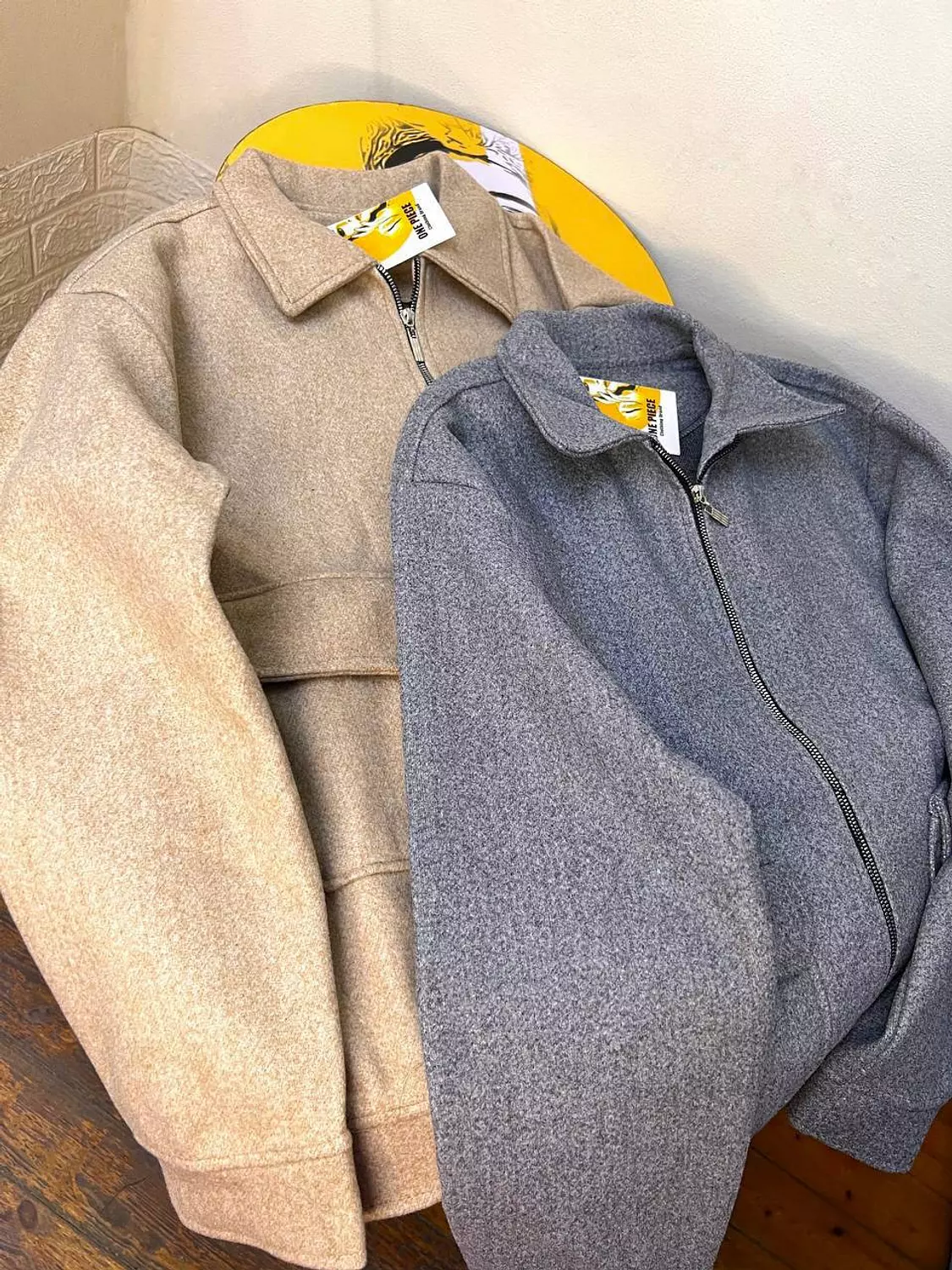 Cropped jacket with zipper  9