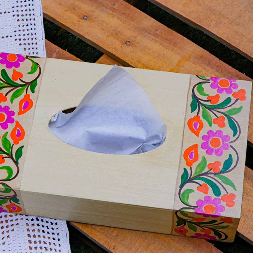 Tissue box - Strip flowers green
