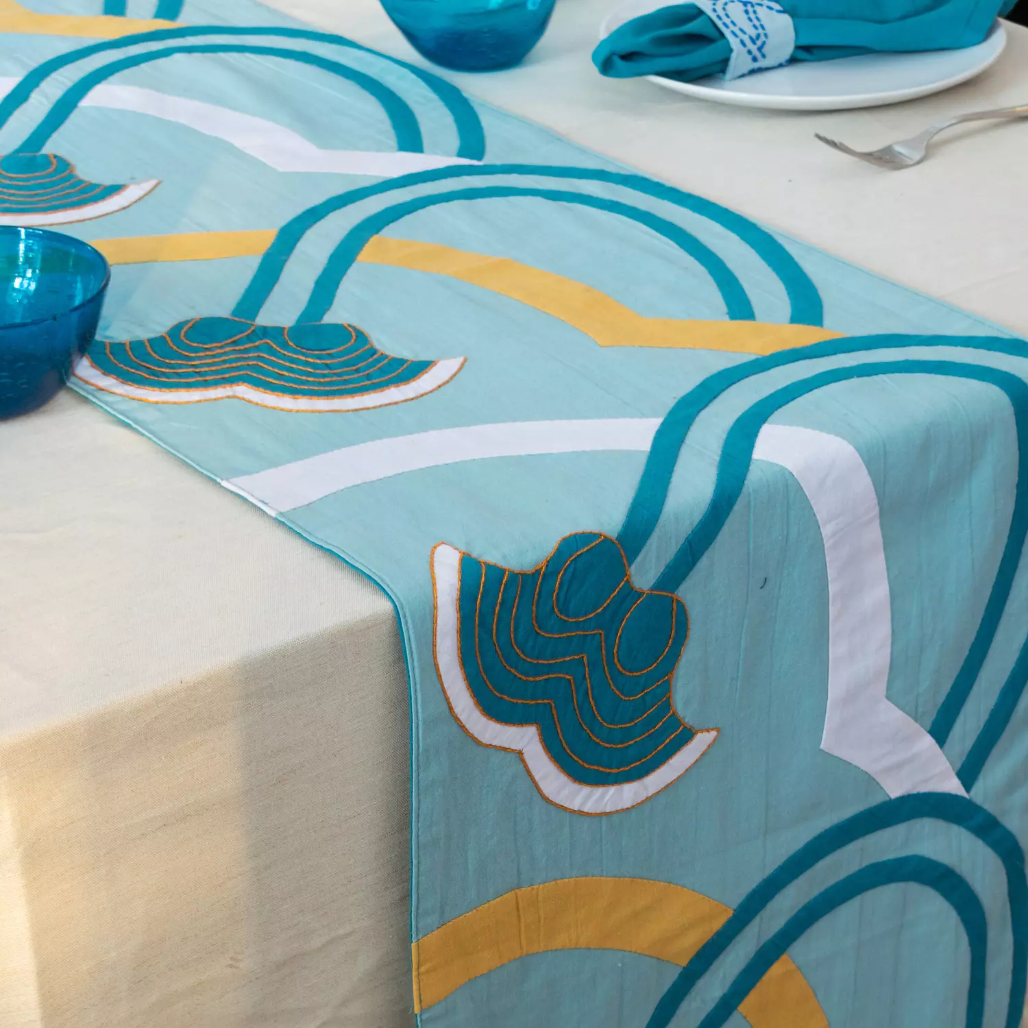 Hayy Table Runner image