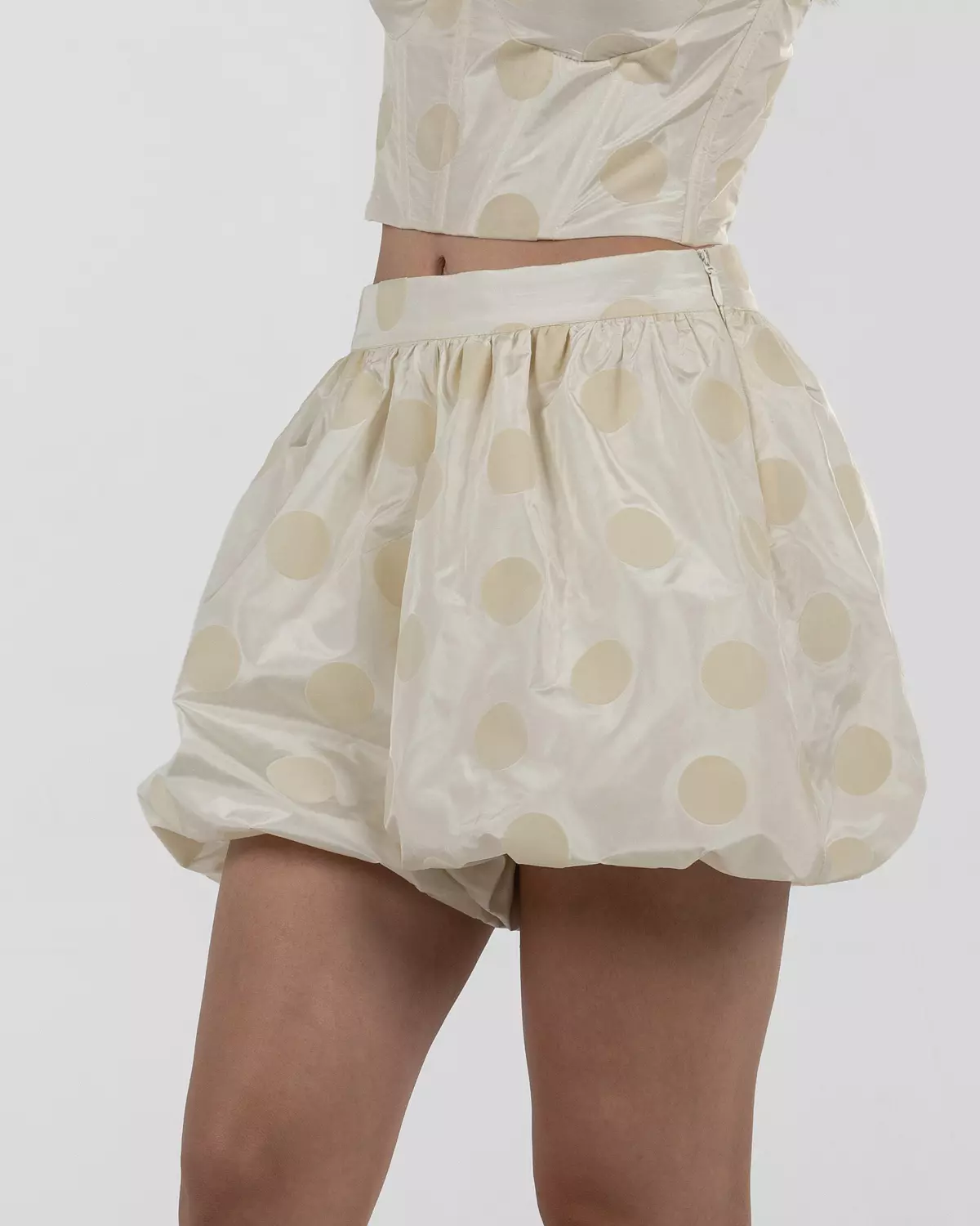 Chic Polka-Dot Balloon Shorts 2