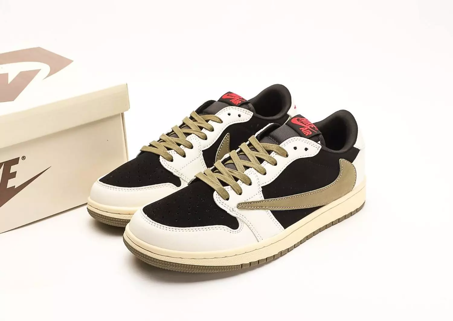 Jordan 1 Retro Low Travis Scott Olive  1
