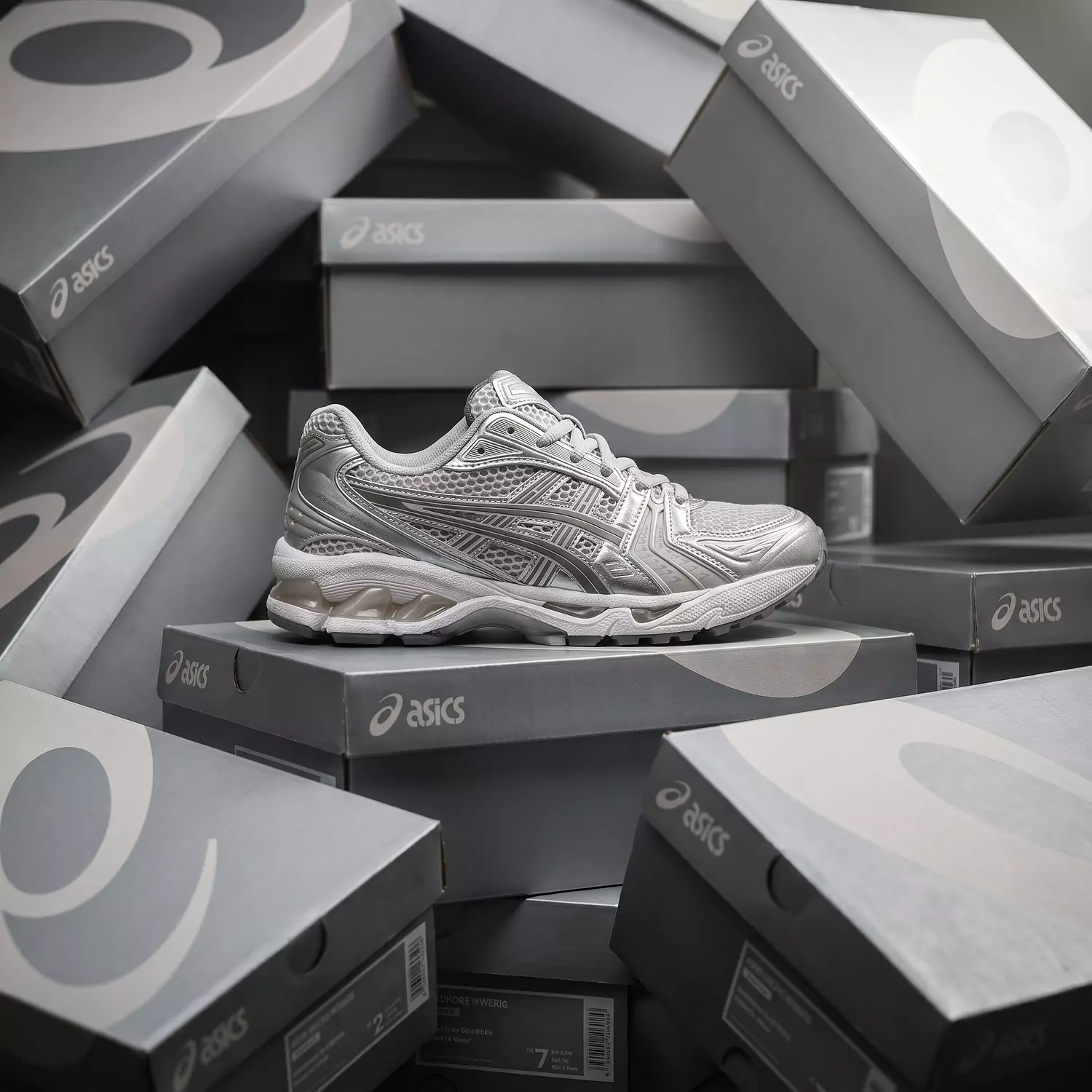 ASICS Gel-Kayano 14 W hover image