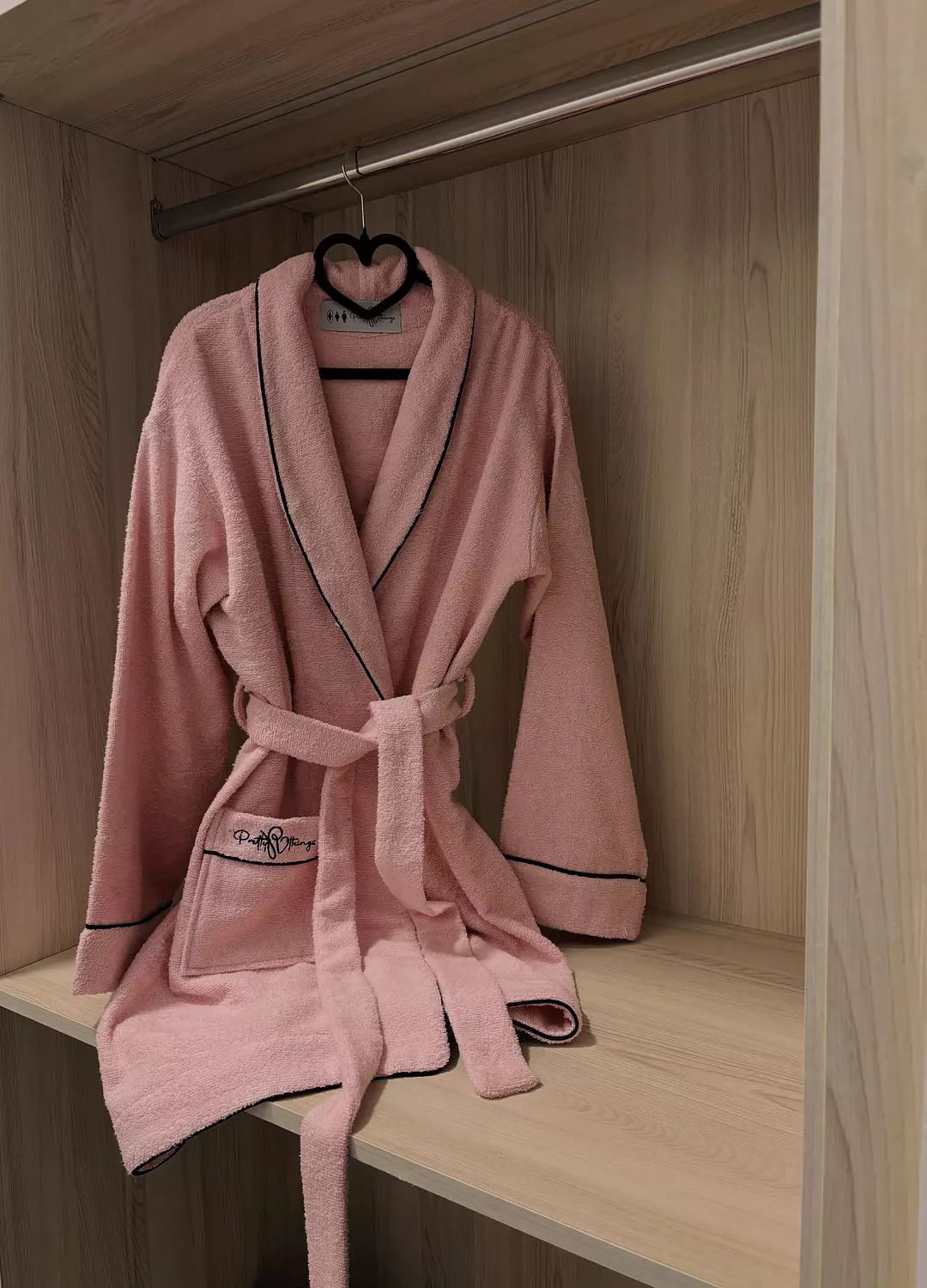 pretty clean bathrobe image