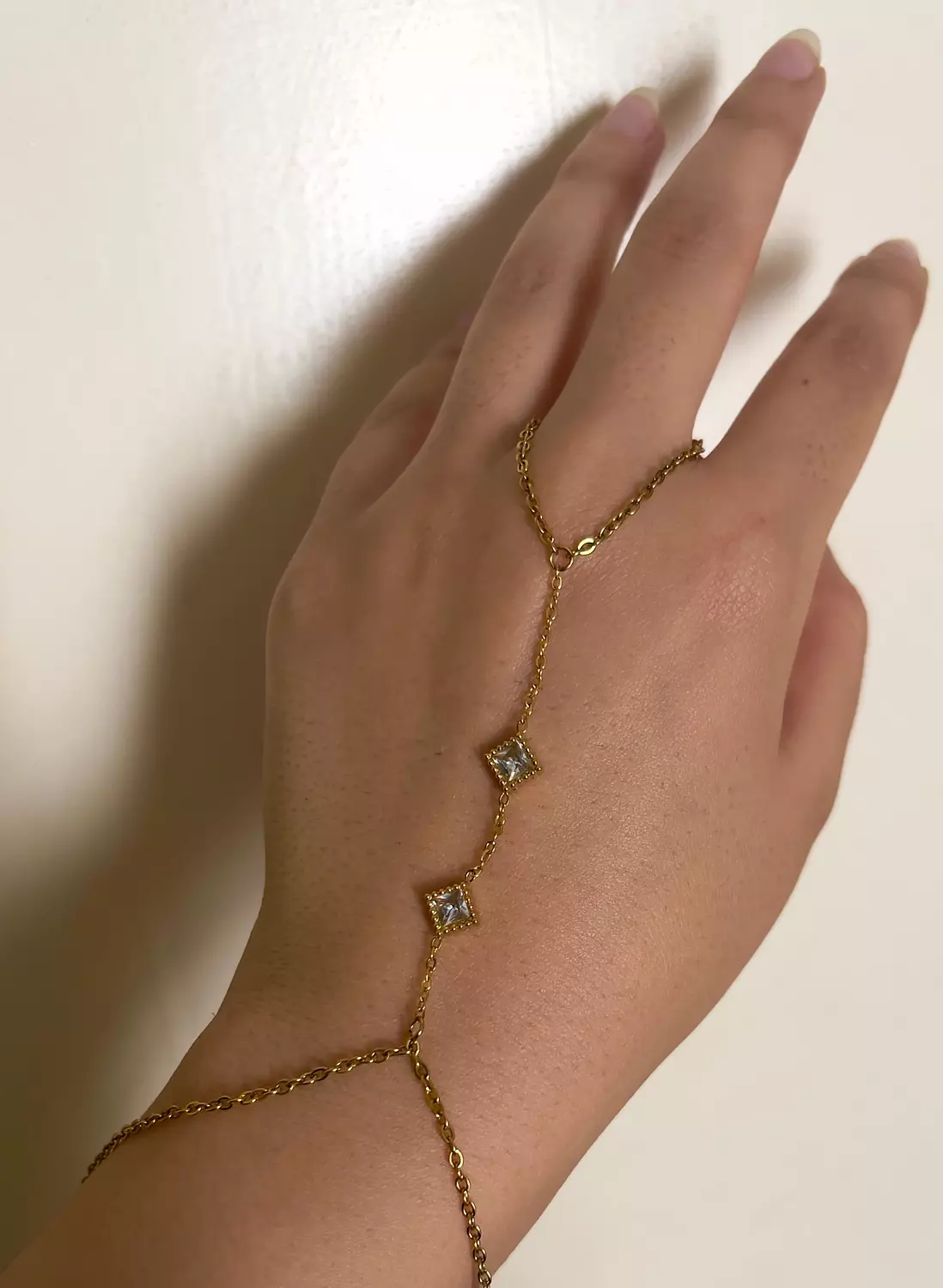 Double Diamond handchain image