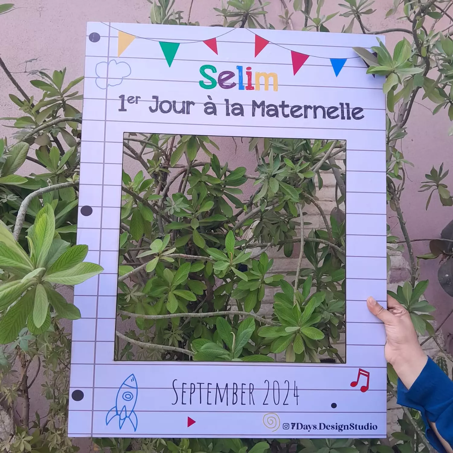 Paper First day of School Photoframe image
