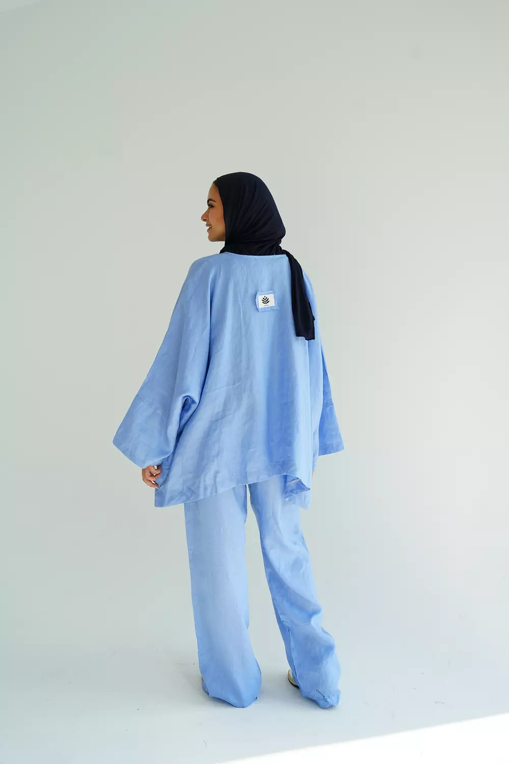 Baby-blue Minimalist linen set  image