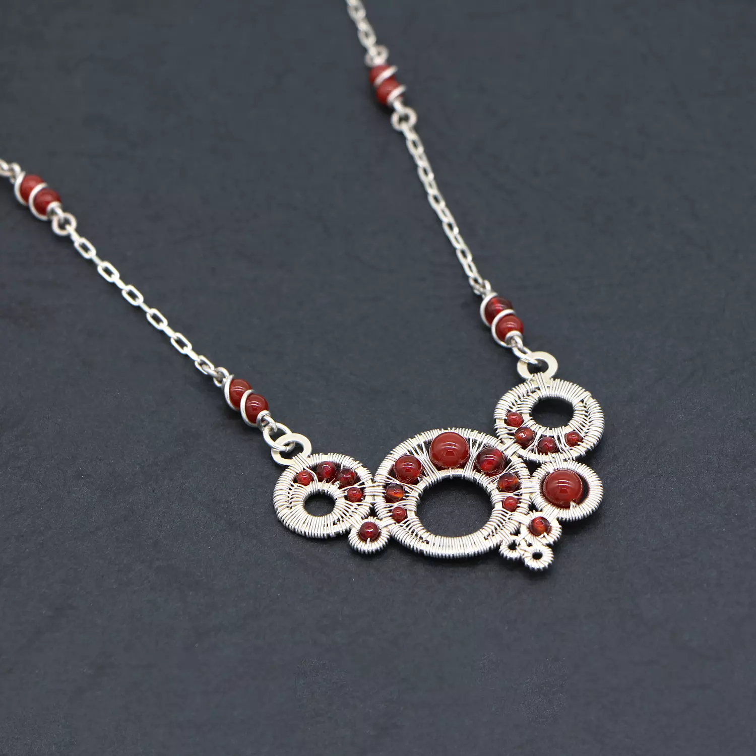 Wire wrapped silver necklace with Agate gemstones. 1