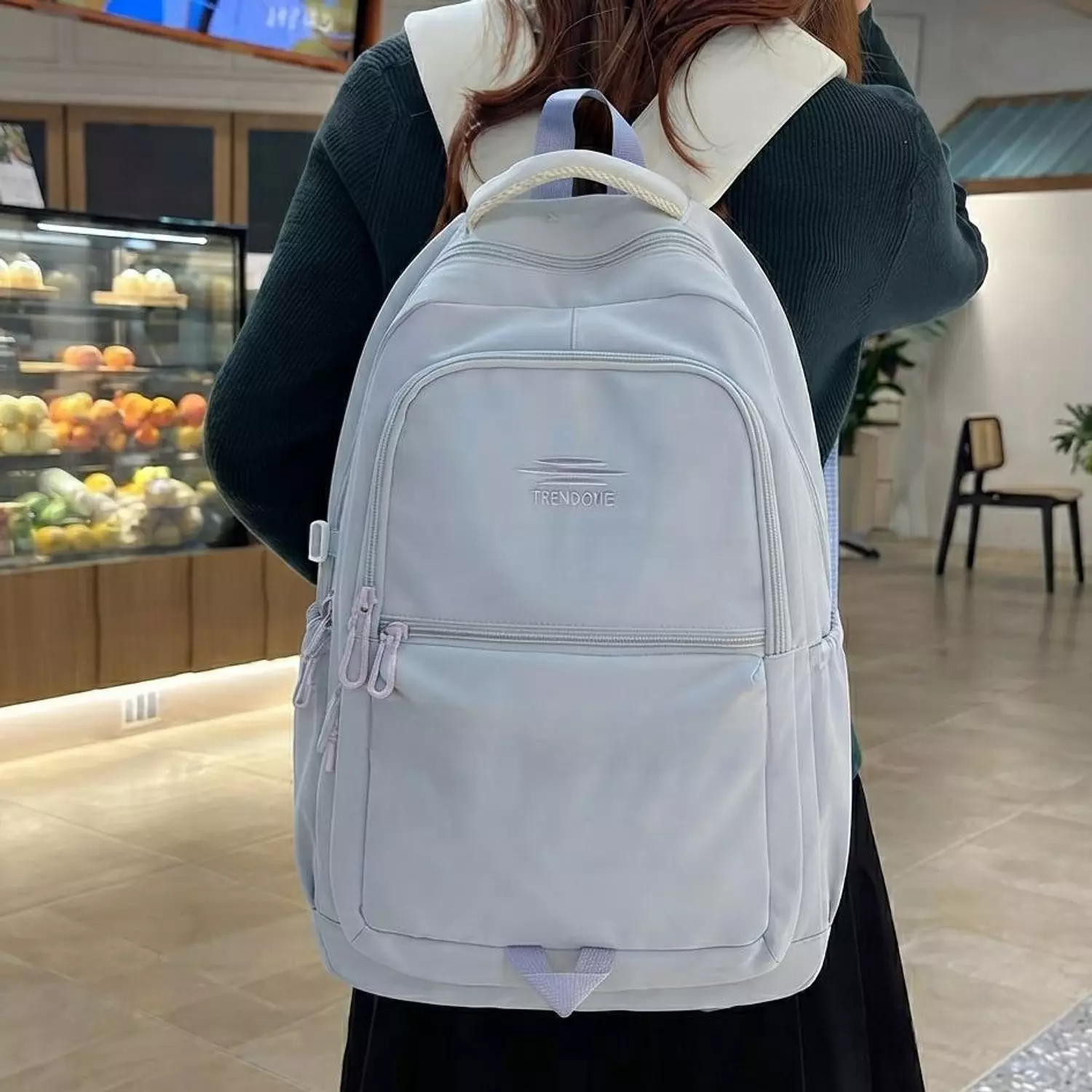 Simple Back Bag image