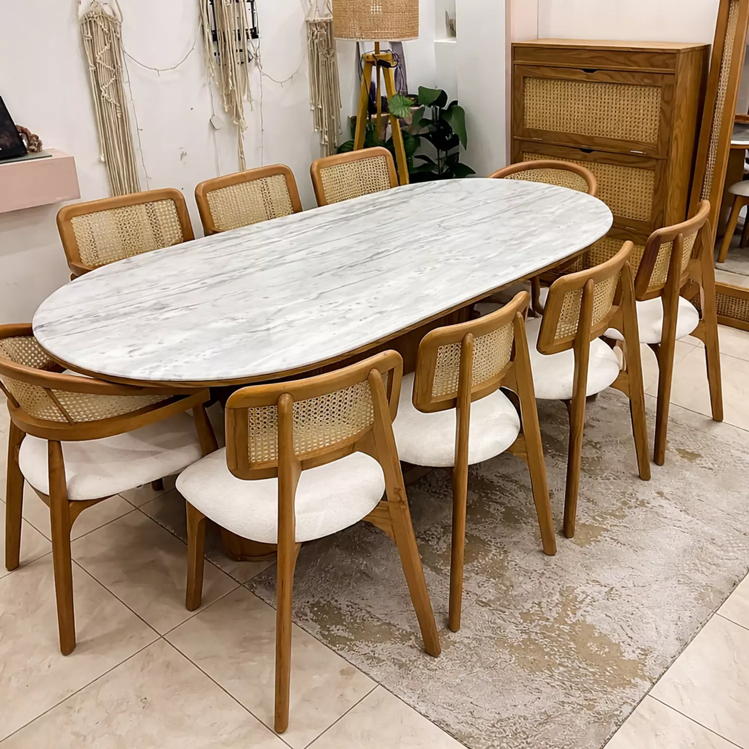Luxe dining table 2