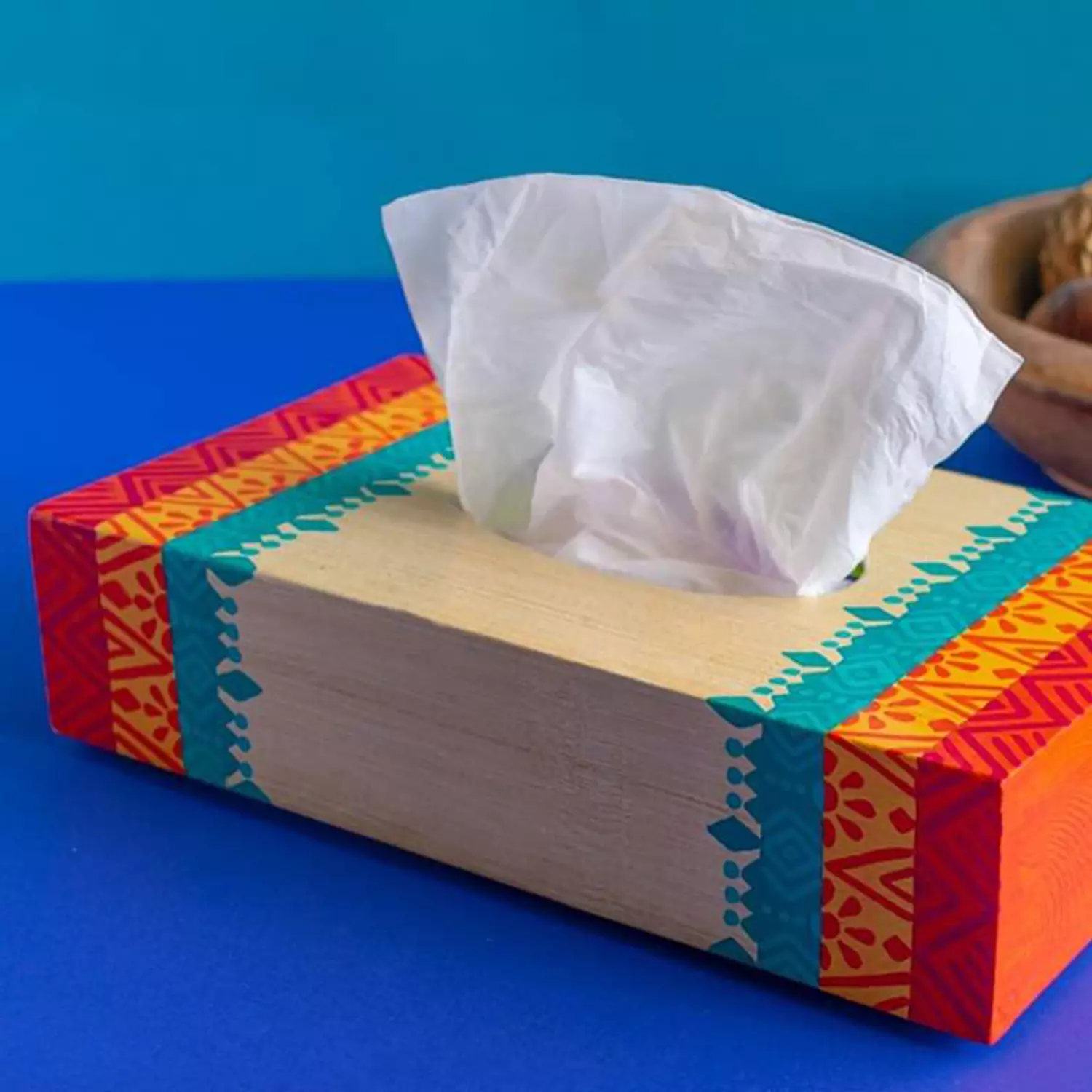 Tissue box-triangles consecutive image