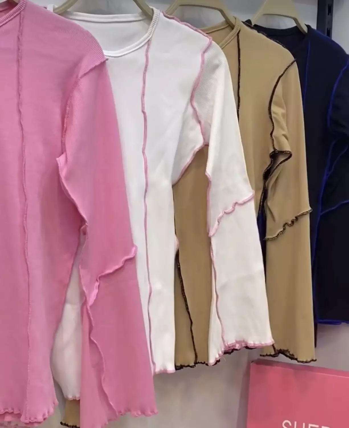 Fan sleeves top image