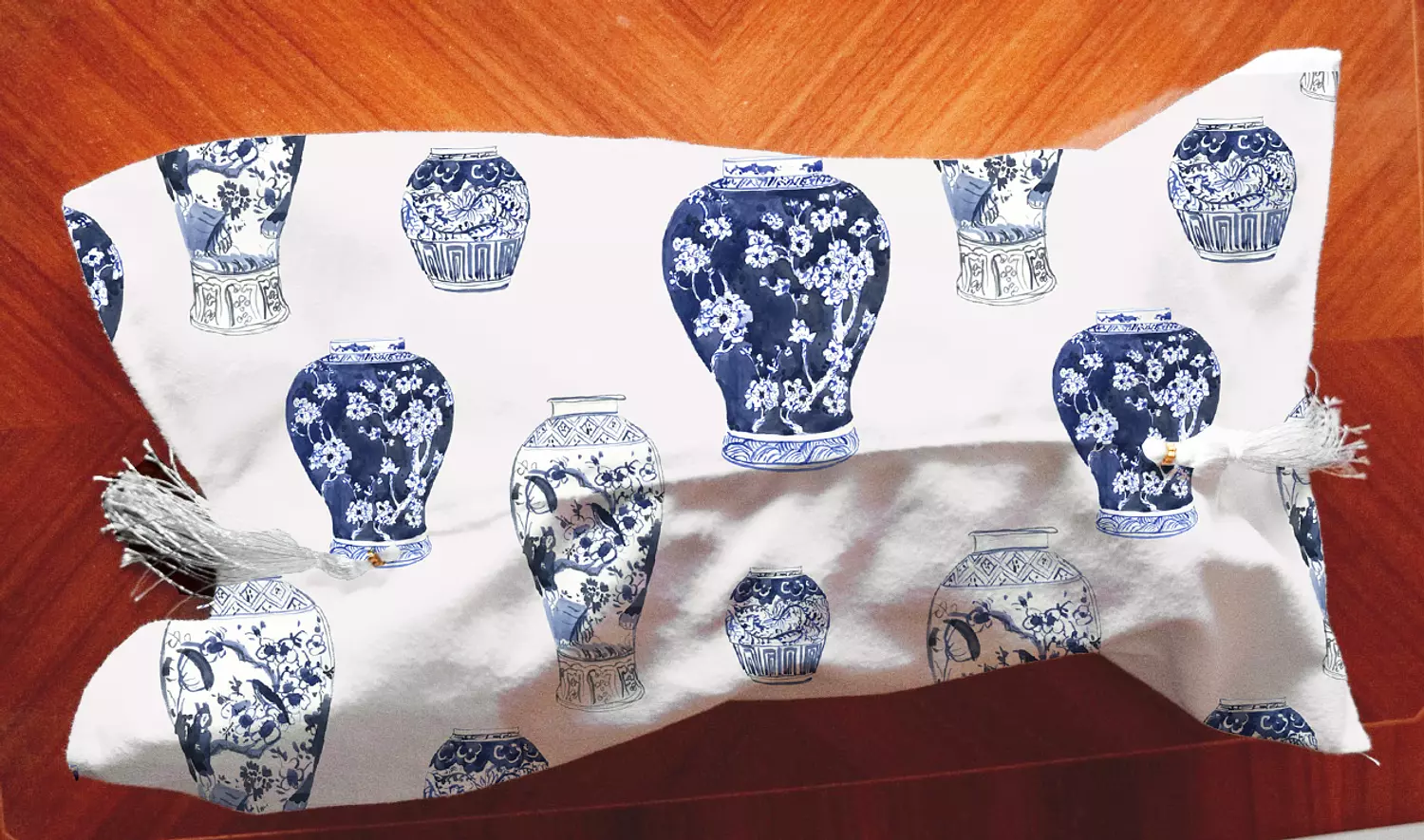Tissue Cover - Vase  - White background   image