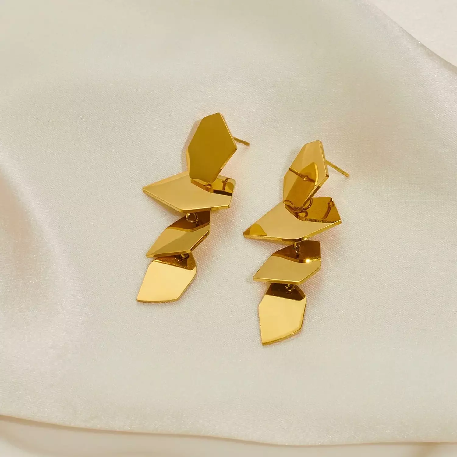 Aurora Earrings image