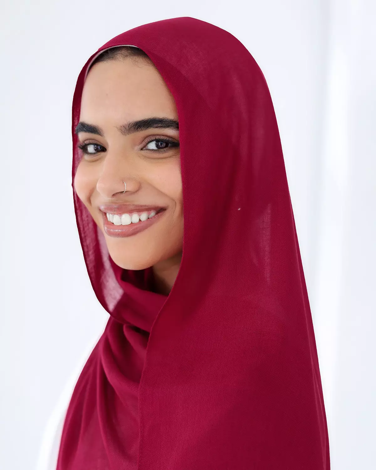 Maroon Linen hover image