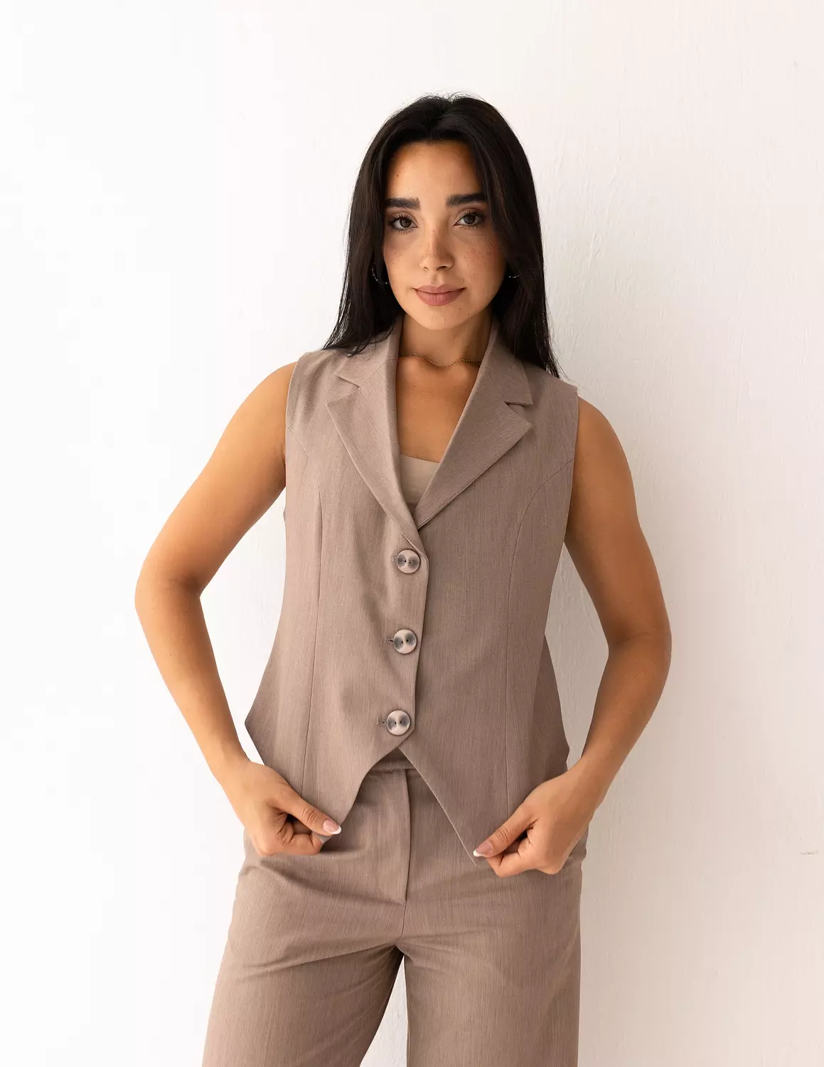  Mocha Light cropped vest  3