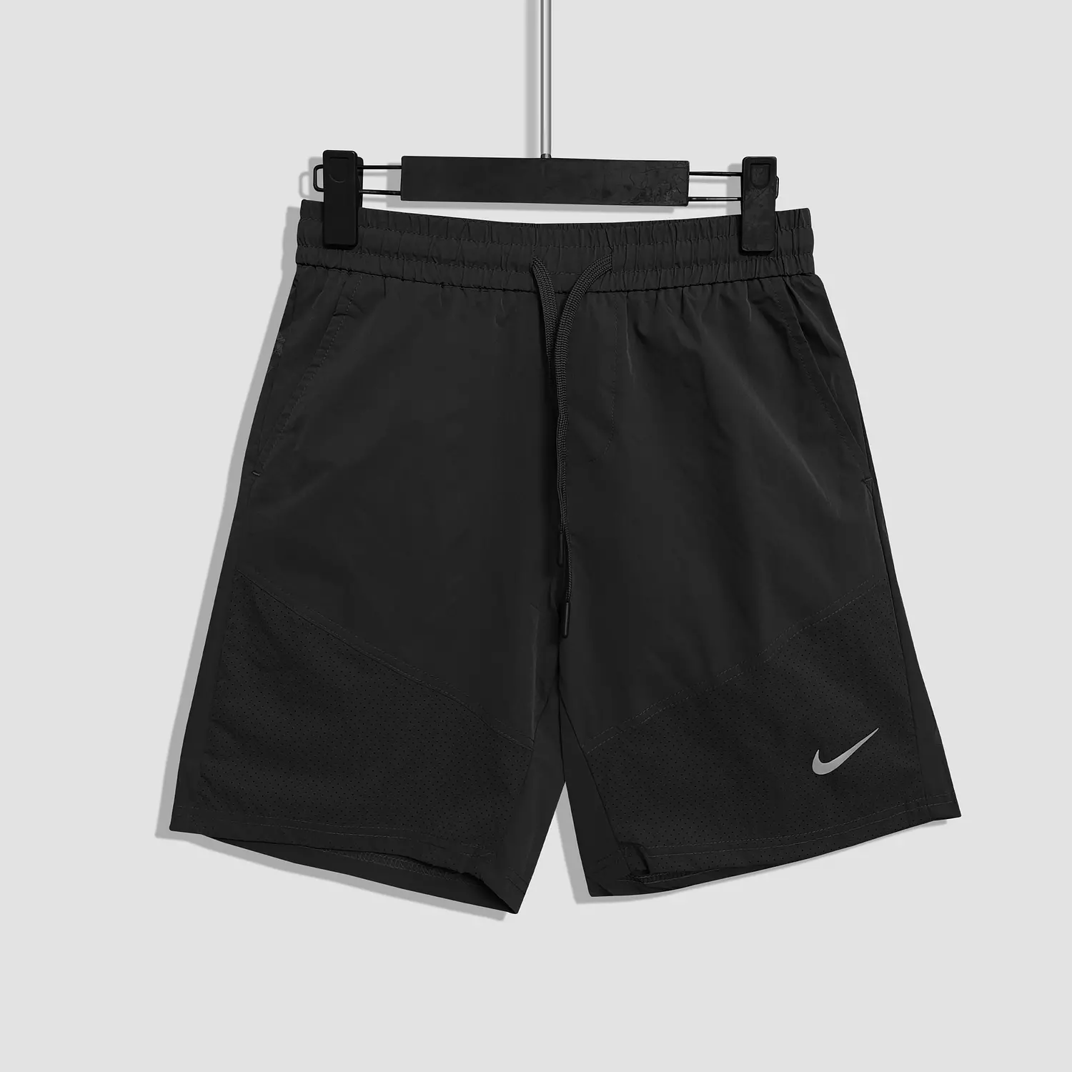 NIKE WATERPROOF SHORTS 2