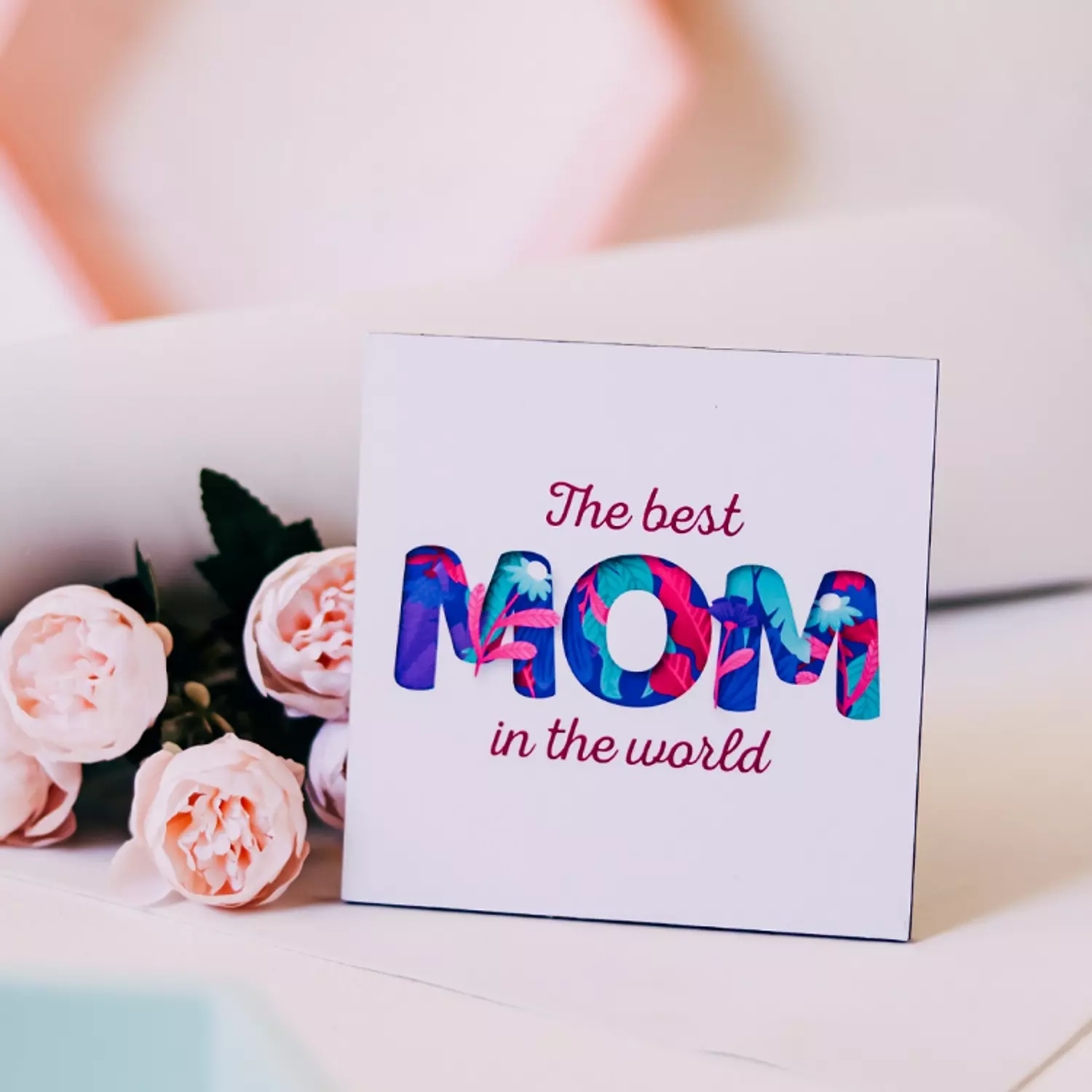 فريم خشبي hover image