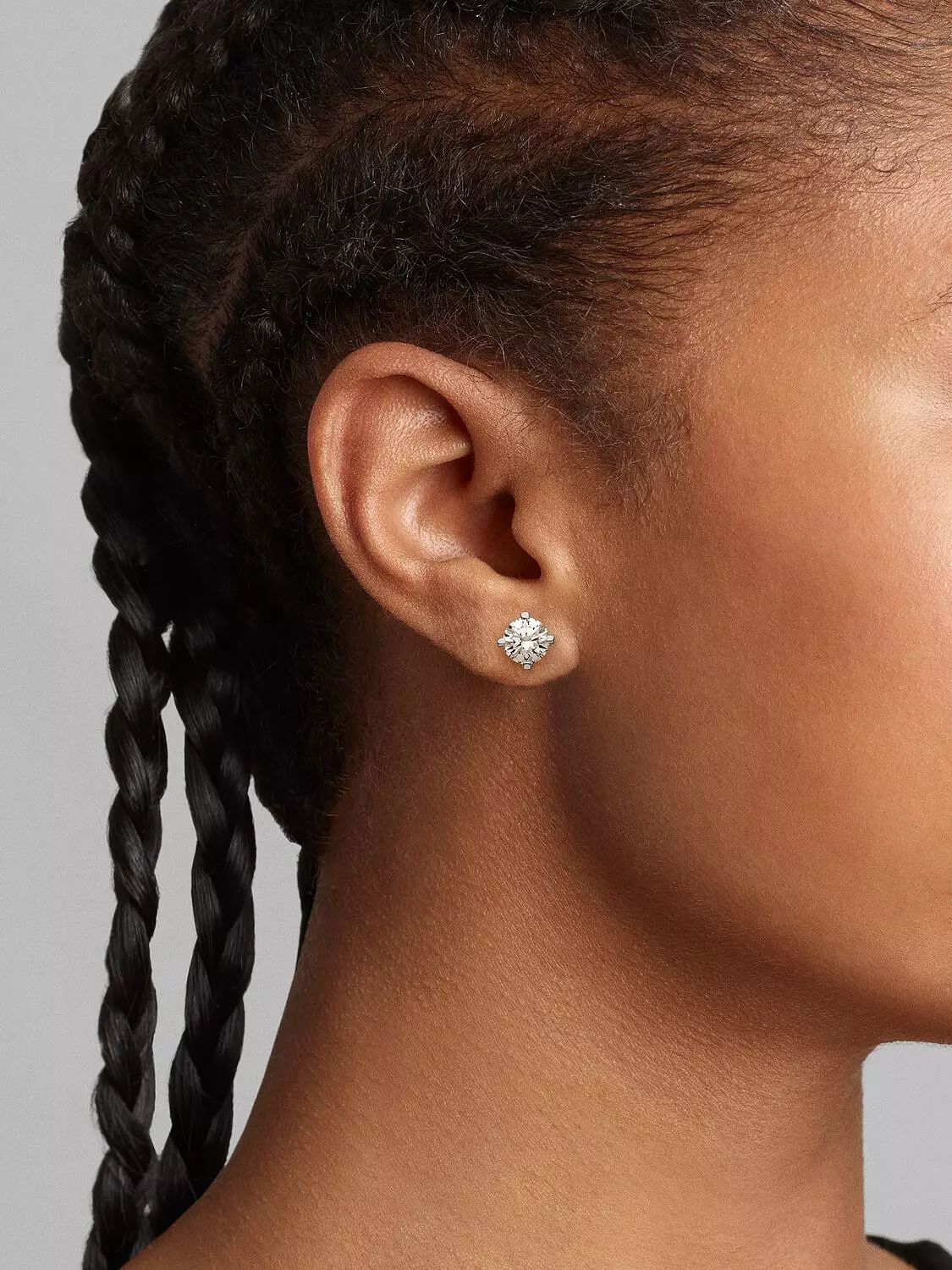 Round Sparkle Stud Earrings 1