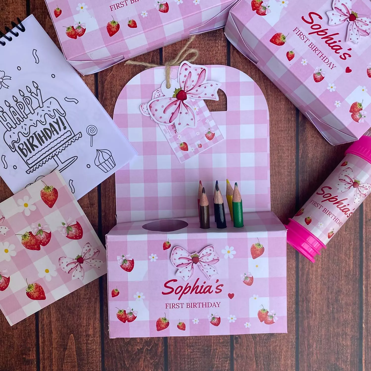 Strawberry Fun Box        1