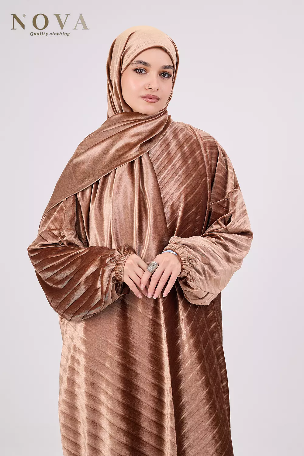 Toffee pleated velvet  3