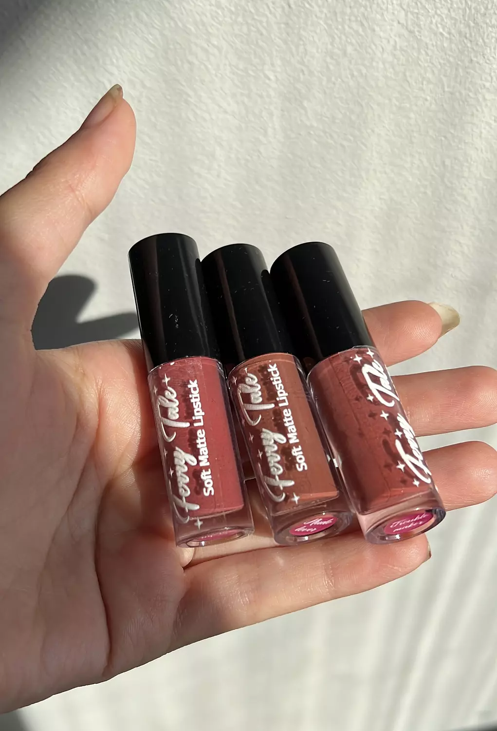 Essential mini Matte-Lipstick Kit ( 3-Shades) 2