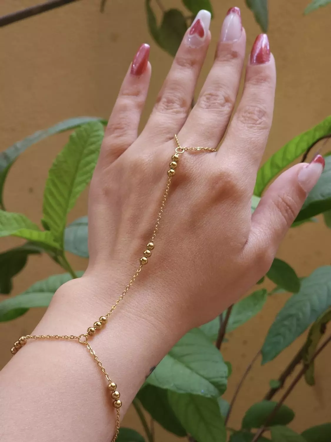Hand chain | femmeaccessories