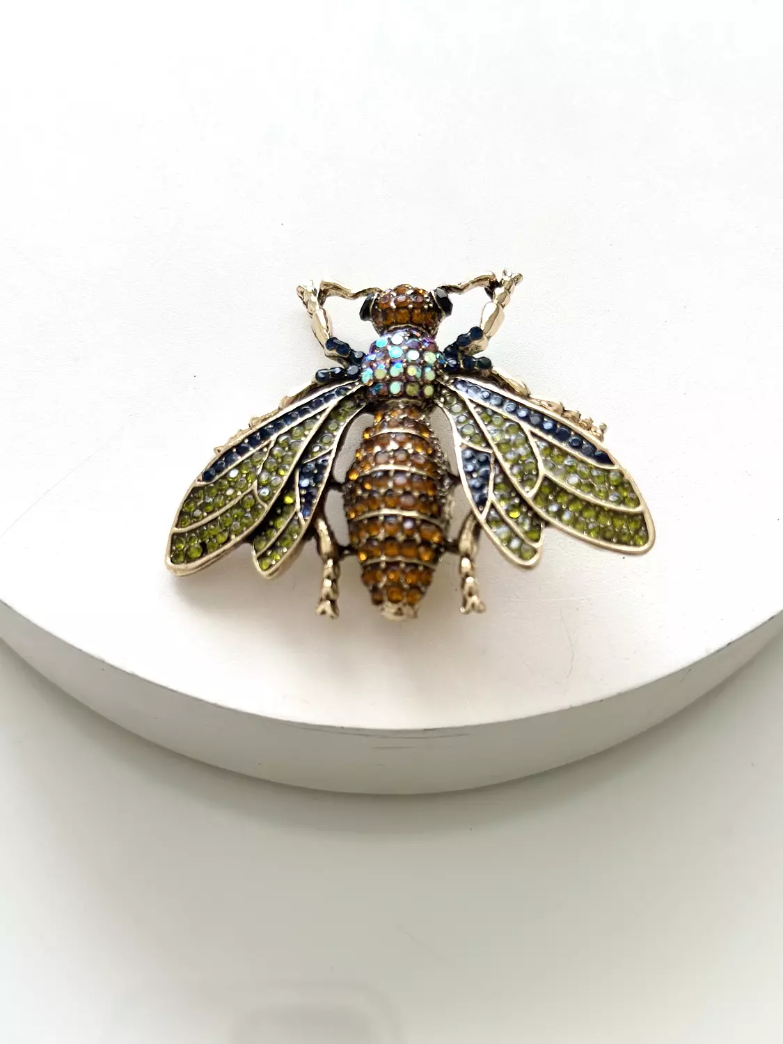 Green wings  image