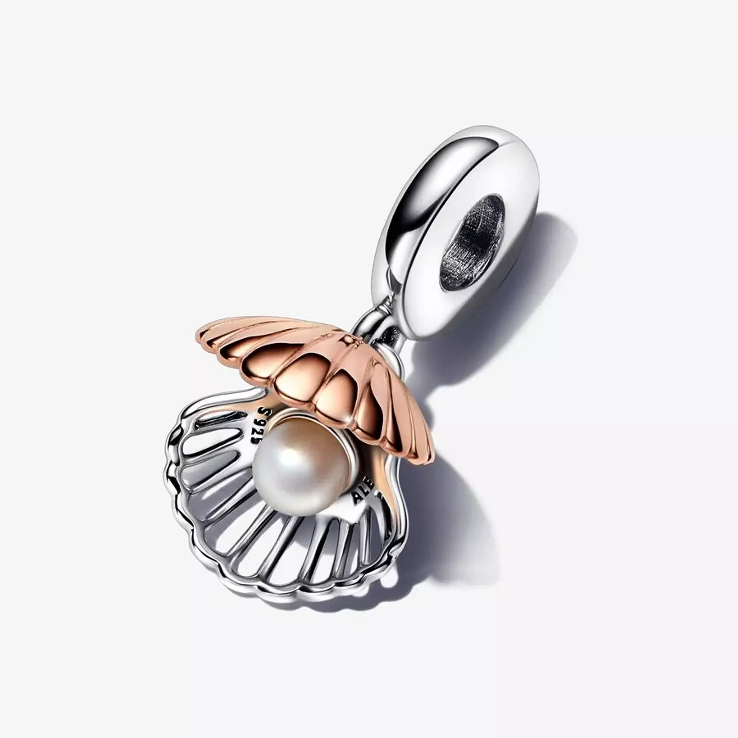 Pandora Club 2023 Sea Shell & Treated Freshwater Cultured Pearl Dangle Charm 1