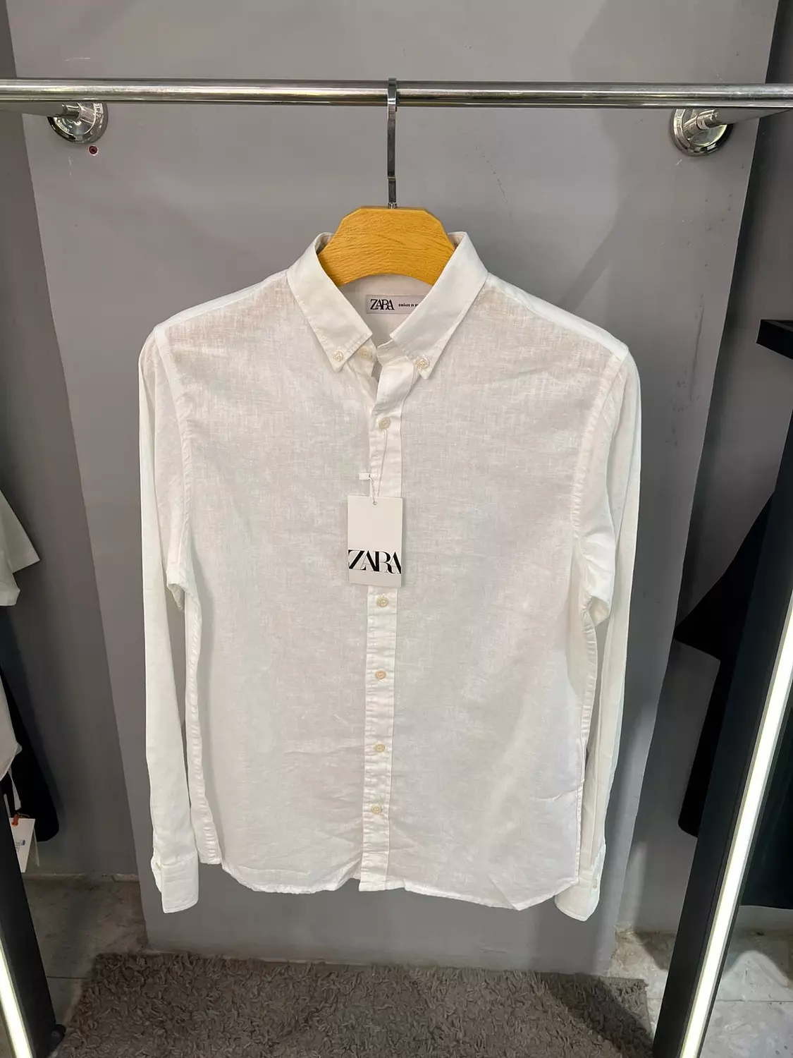 ZARA WHITE LINEN SHIRT / 11732 image