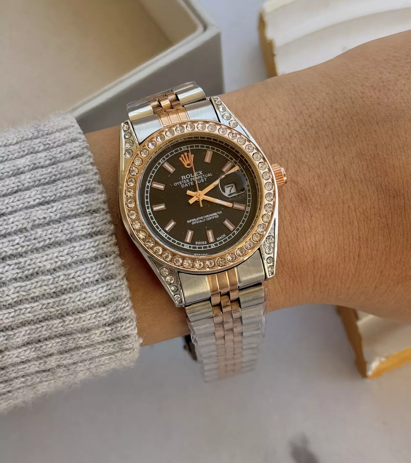 Watch 37 image