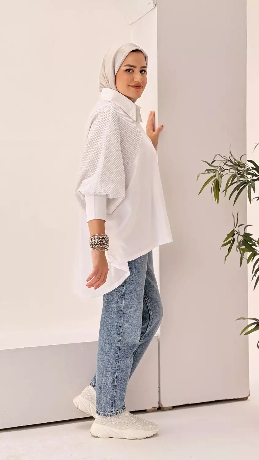 WHITE DELIGHT Shirt  1