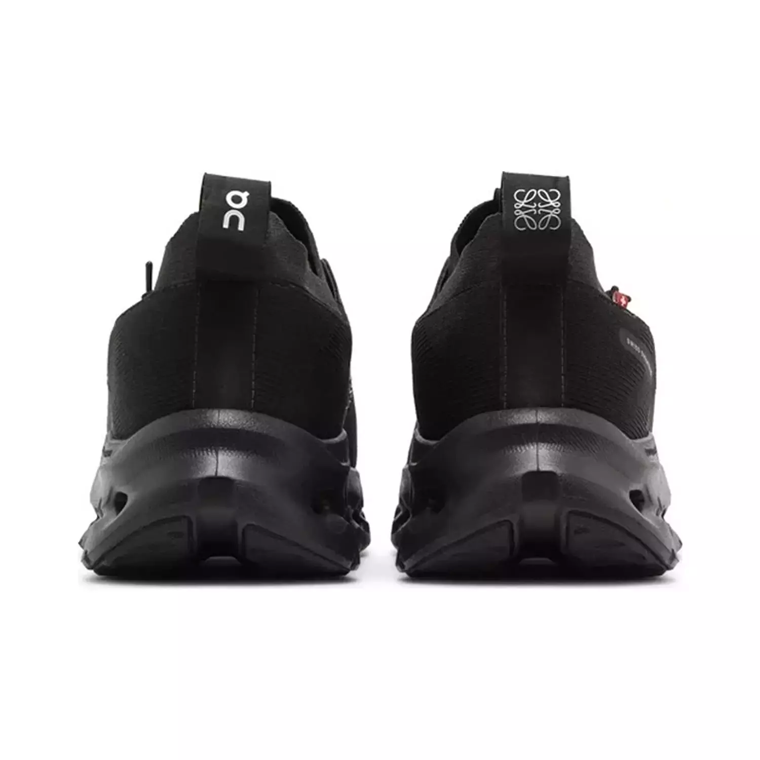 On Running Cloudtilt x LOEWE ALL BLACK  3