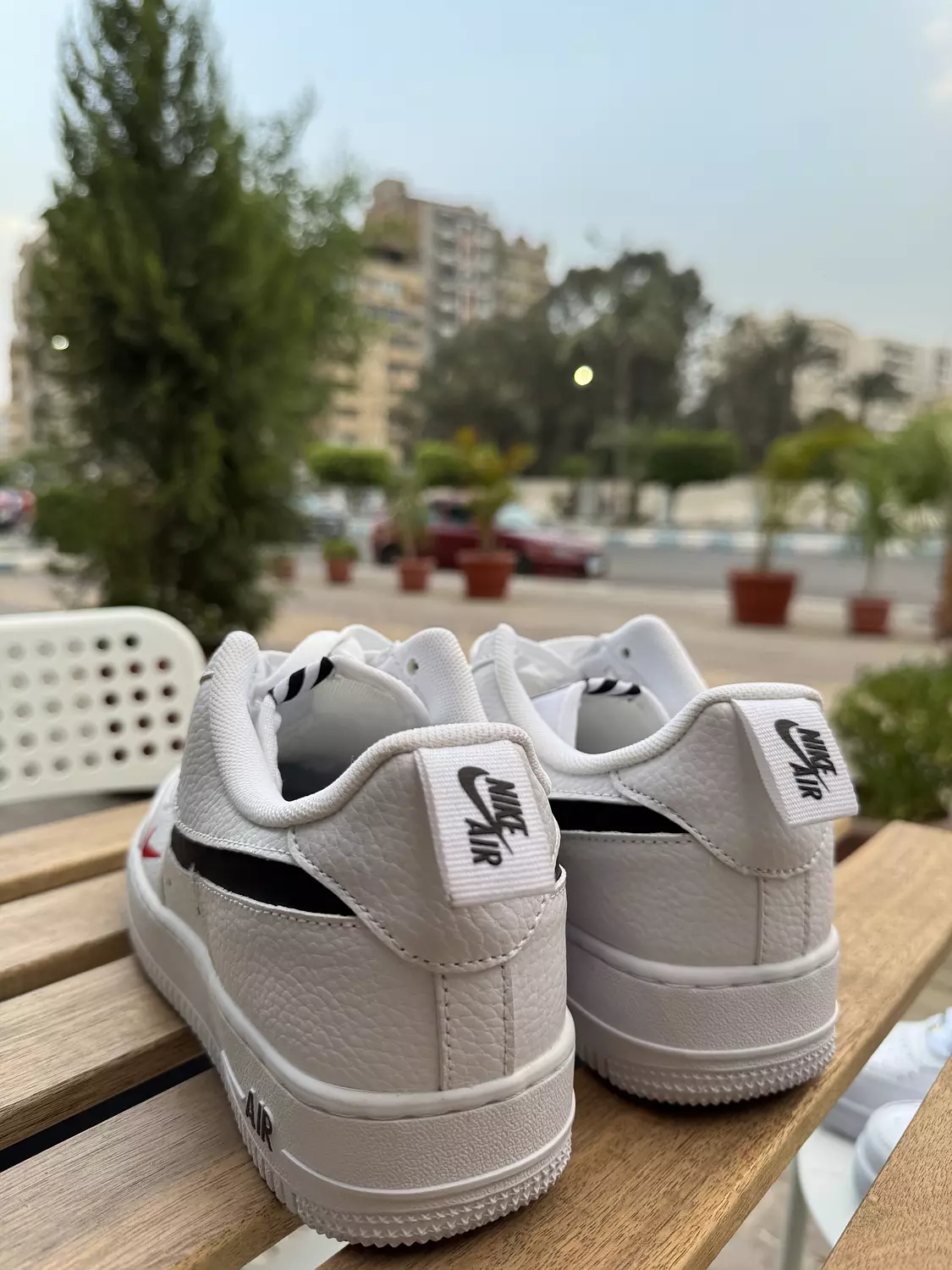 Nike Air Force 1 Low 07 LV8 6