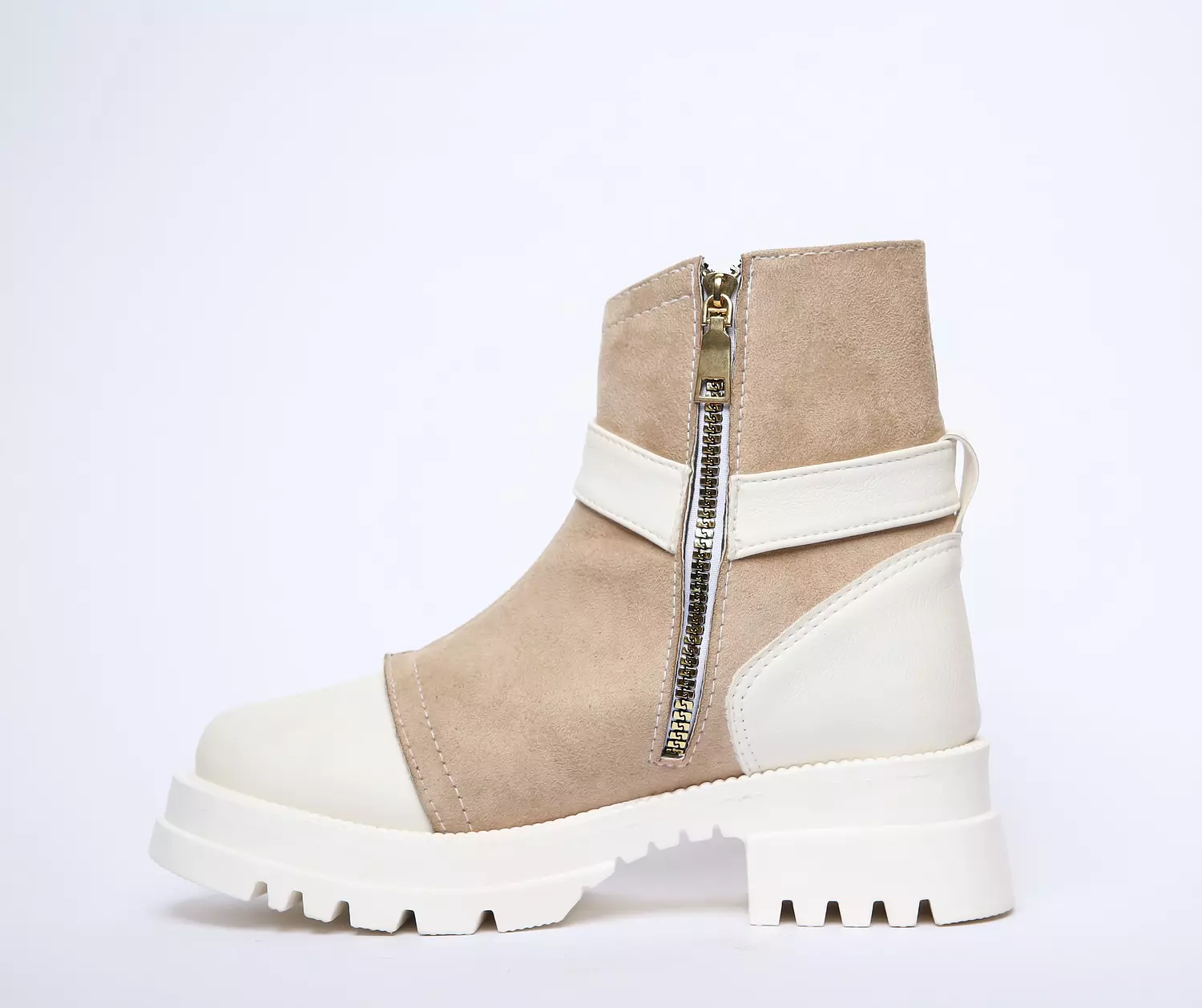 Conquer Boots  6
