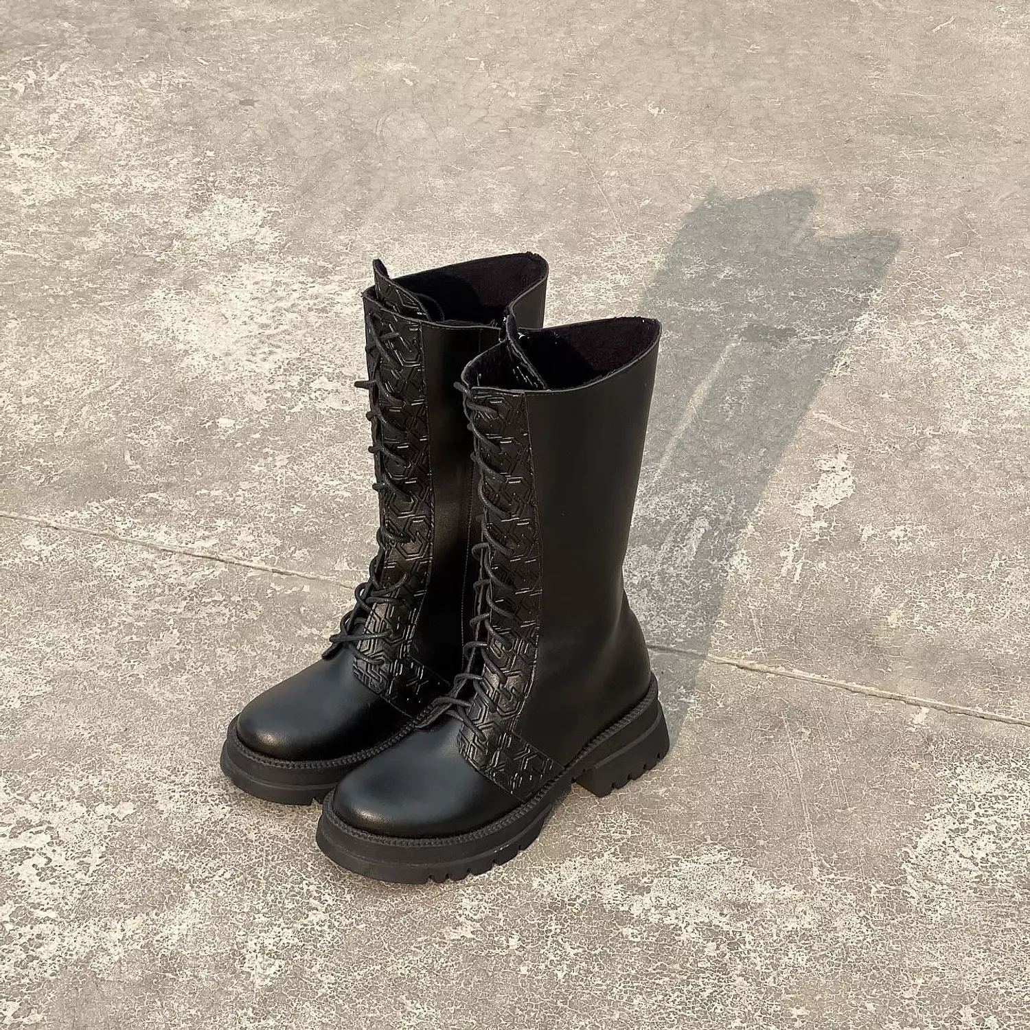 Cocan monogram High boots image