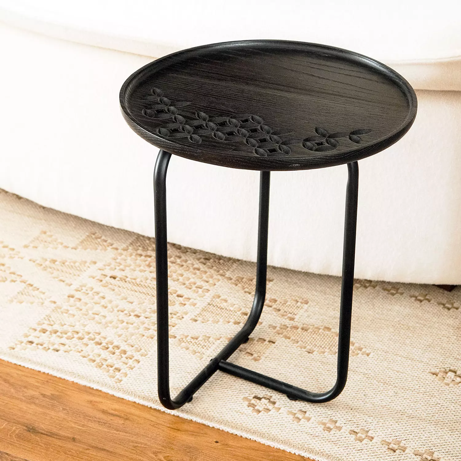 Quadra Side Table 2 image