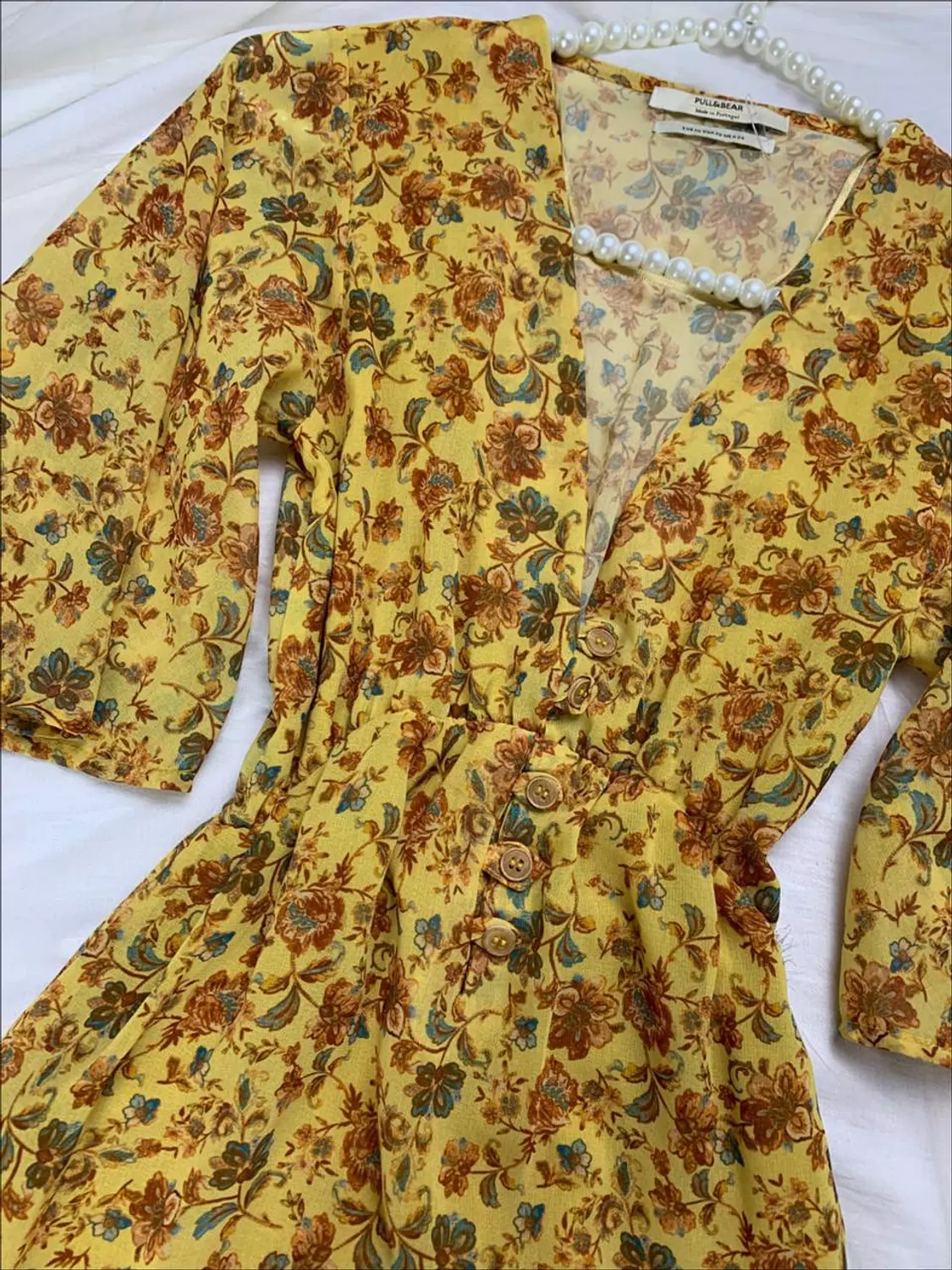 Chiffon floral dress from pull& bear   Size xs to 40:45 k   For. 385 hover image