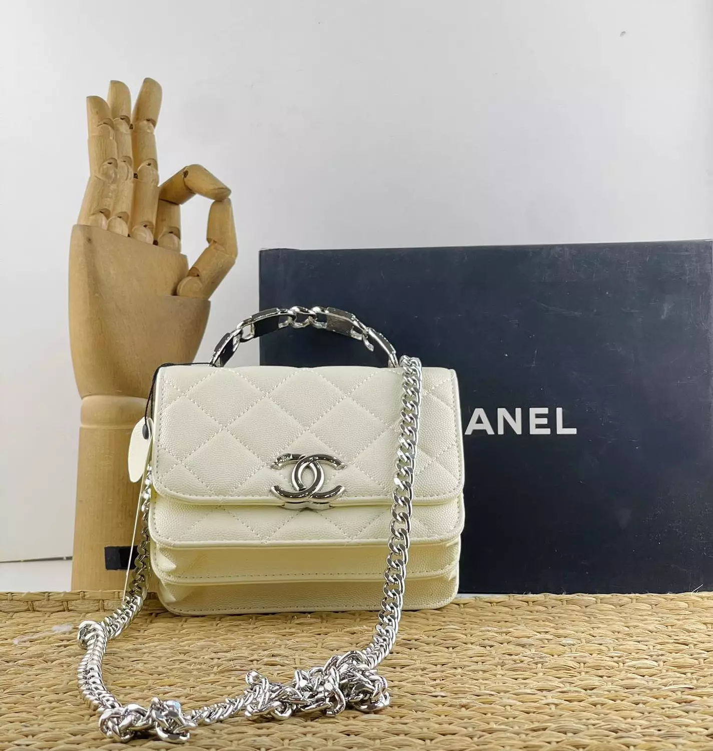 Chanel mini image