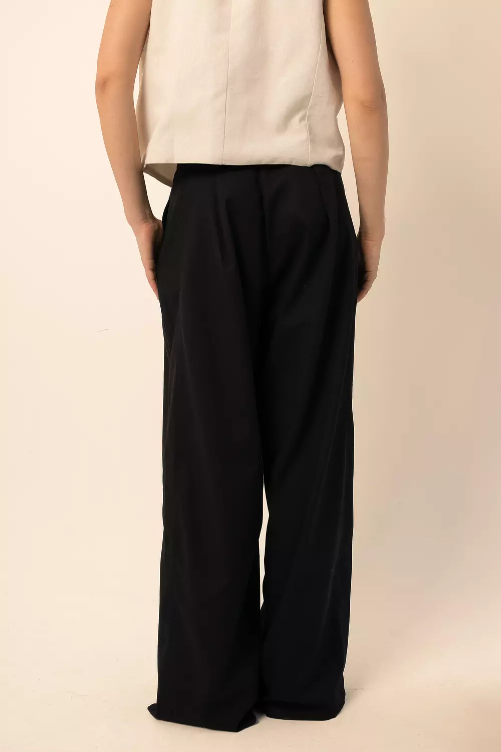 Linen Blend Darted Trousers - Black 2