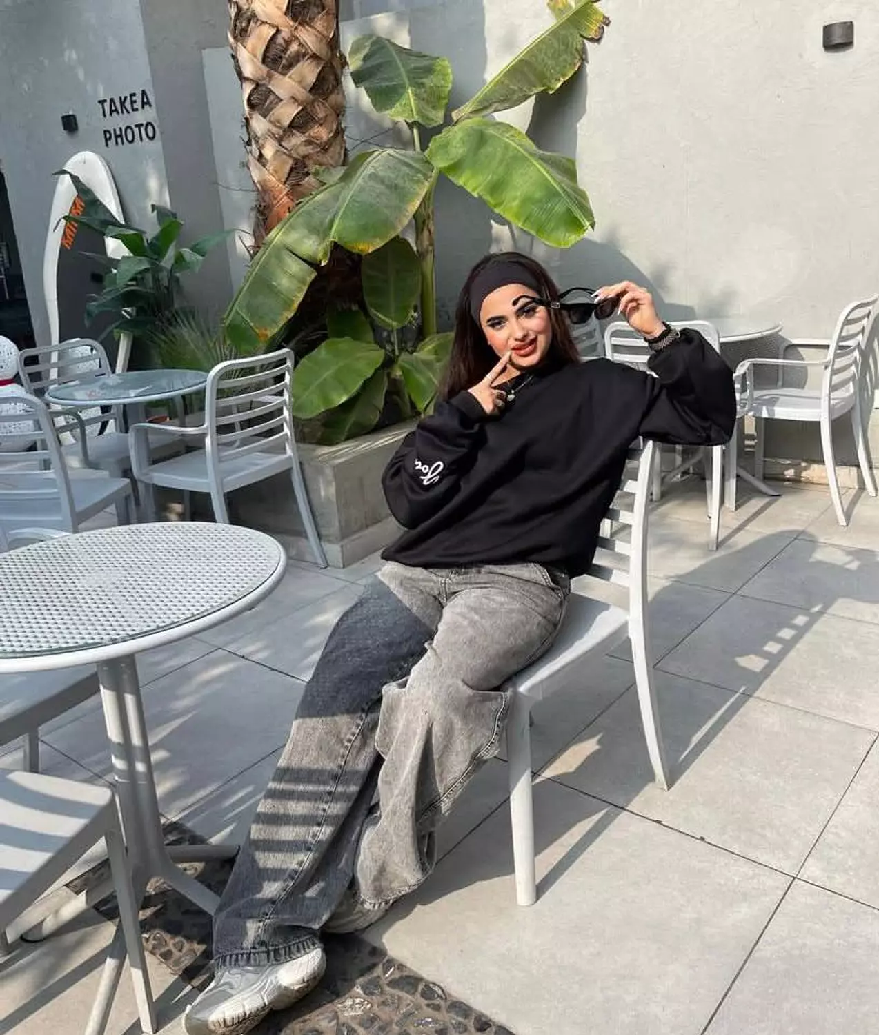 hoodie off shoulder 8